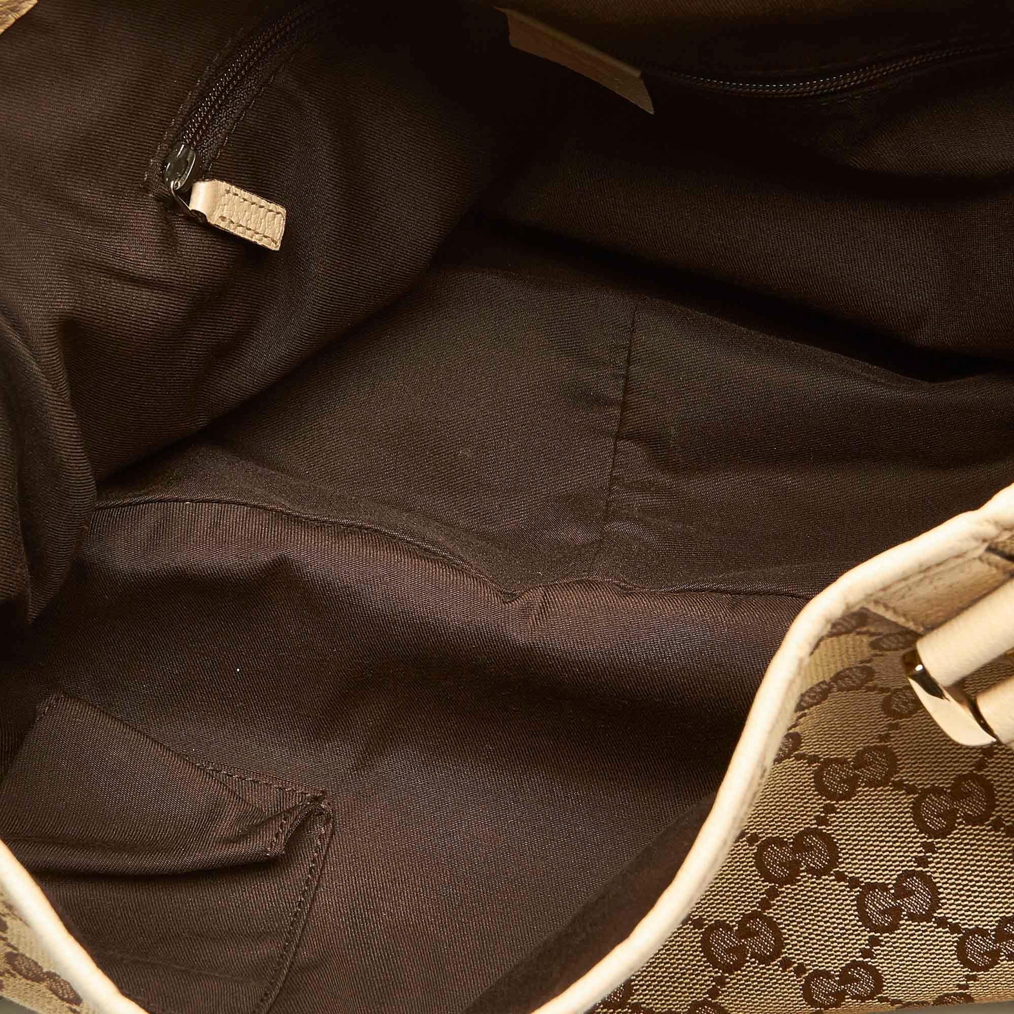 Gucci GG Canvas Pelham Tote Bag (SHG-32149)