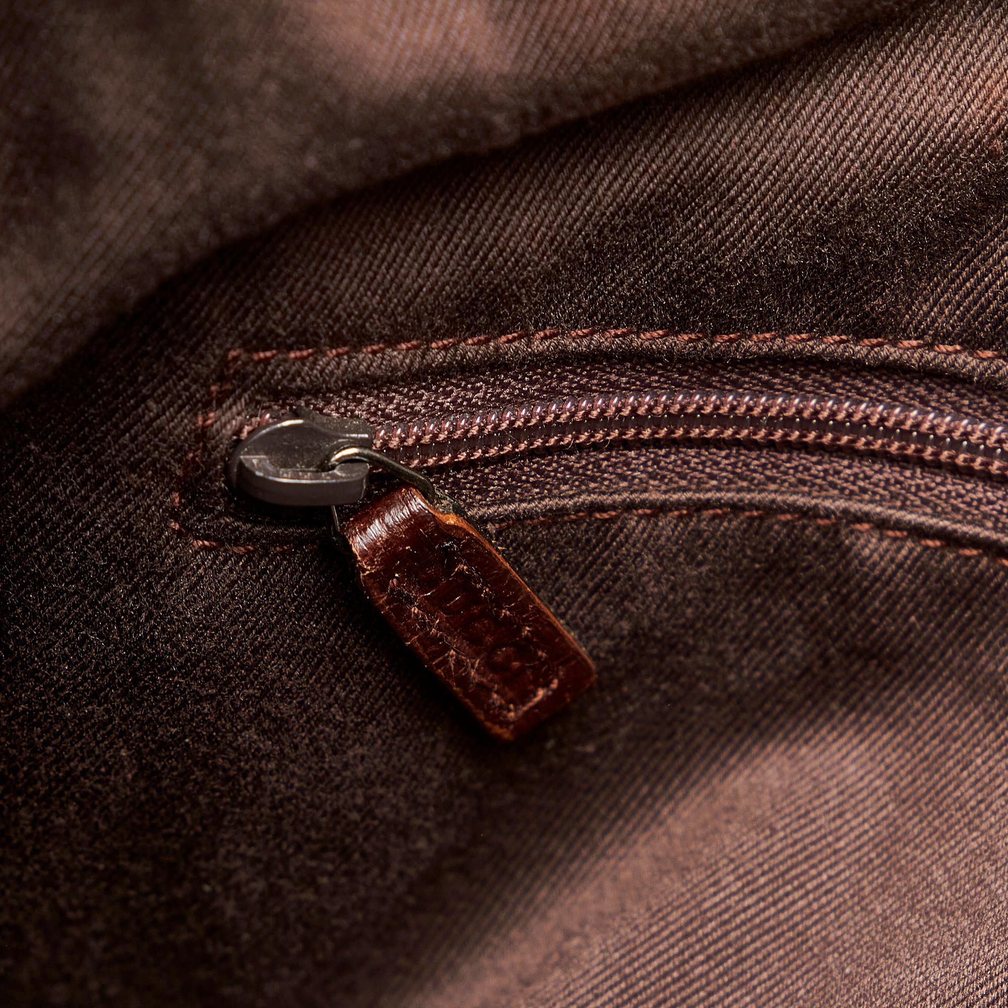 Gucci GG Canvas Shoulder Bag (SHG-25129)