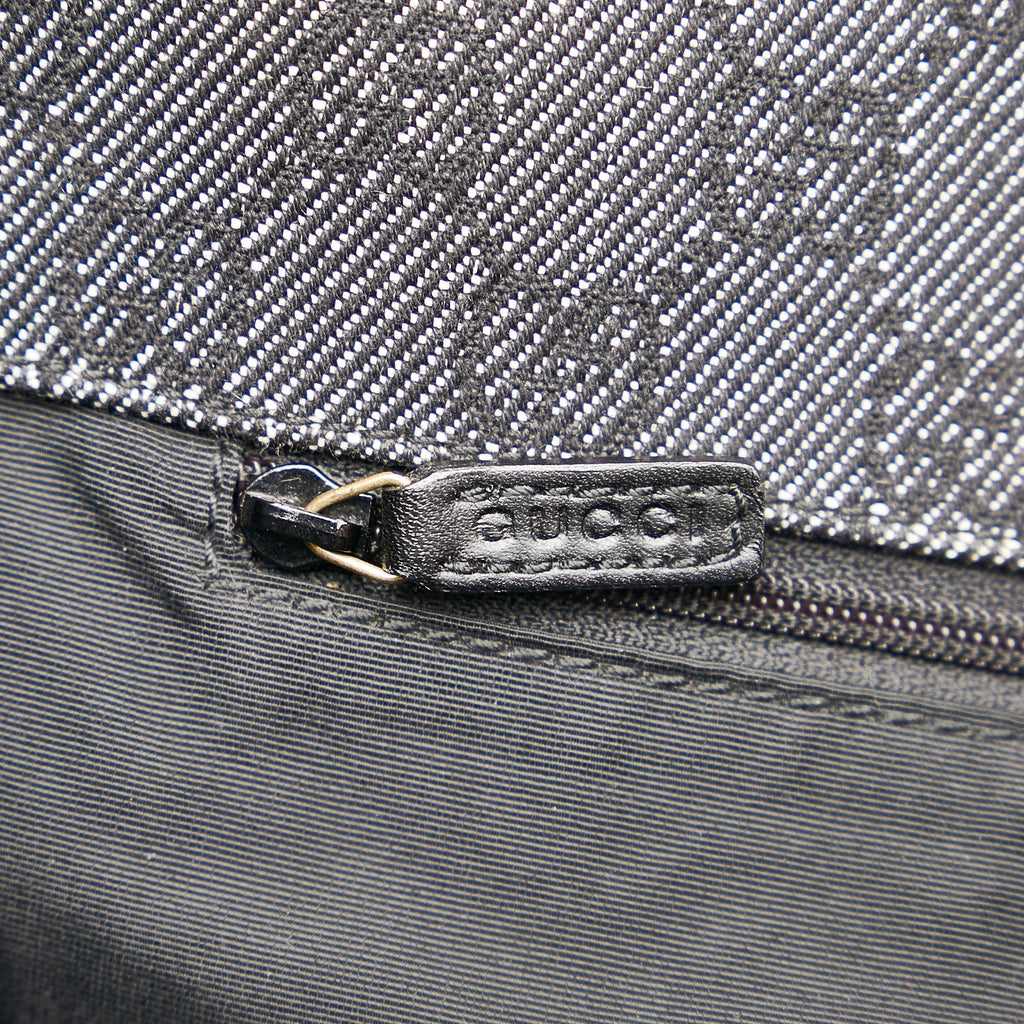 Gucci GG Canvas Shoulder Bag (SHG-29172)