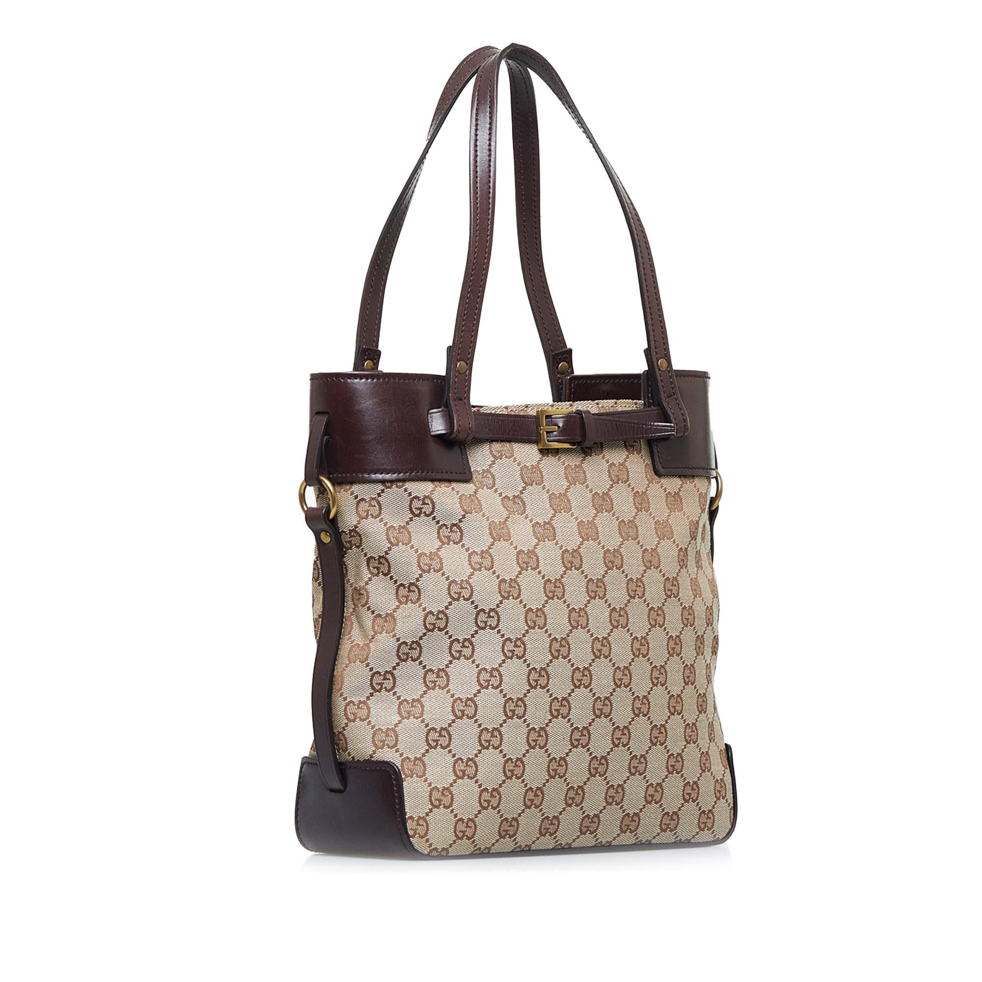 Gucci GG Canvas Shoulder Bag (SHG-ydQHii)