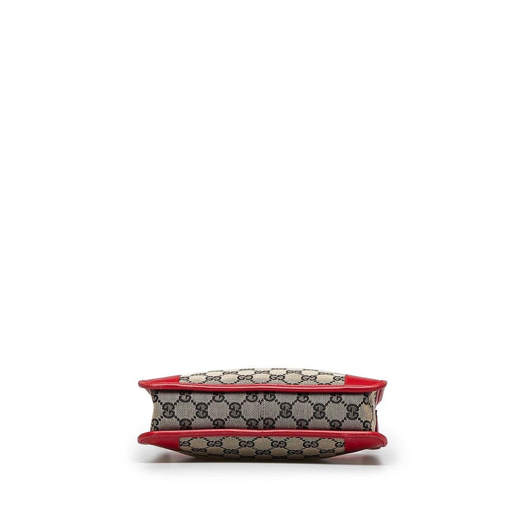 Gucci GG Canvas Shoulder Bag (SHG-FZTgAi)