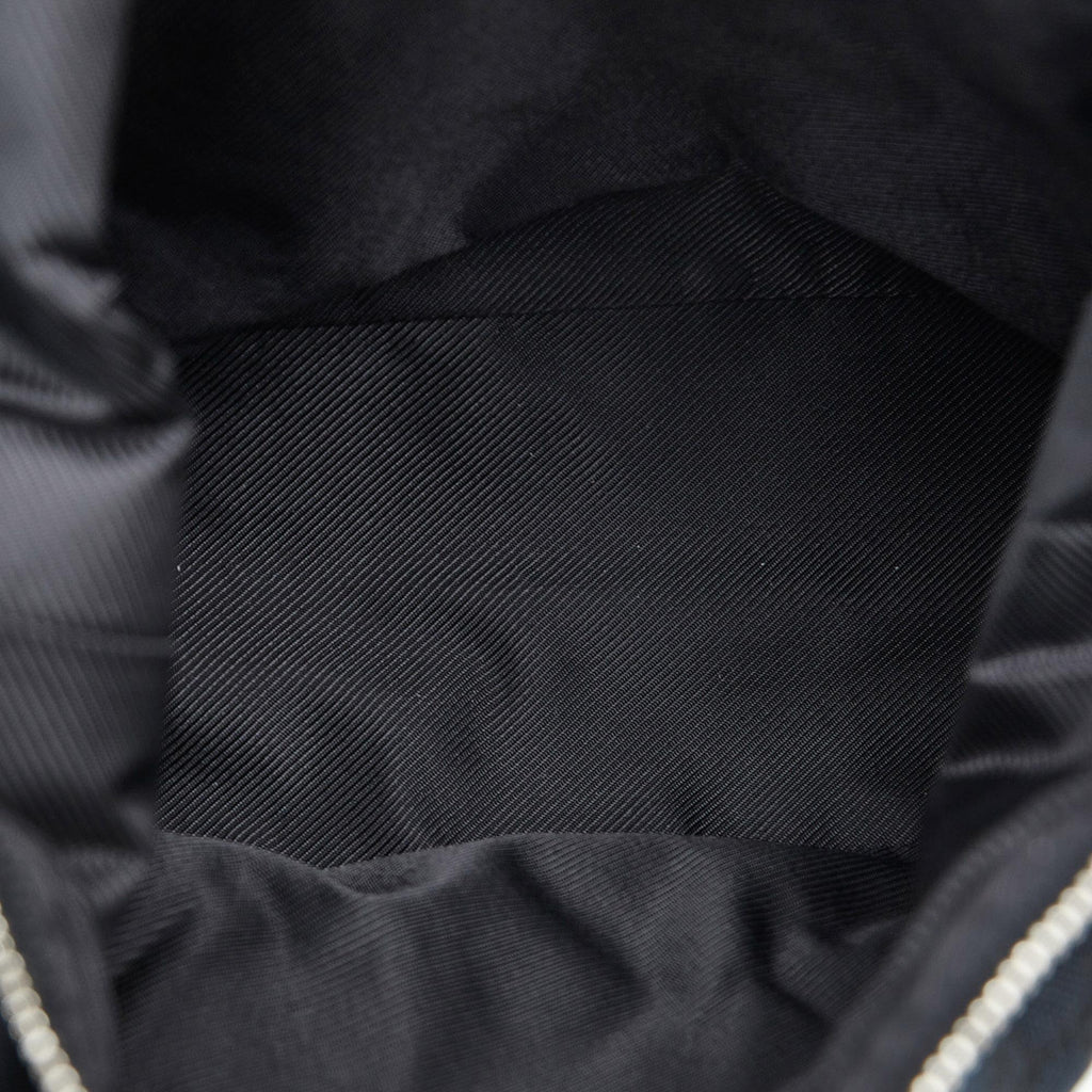 Gucci GG Canvas Shoulder Bag (SHG-GR671O)