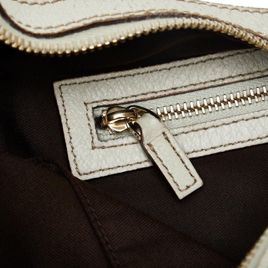 Gucci GG Canvas Shoulder Bag (SHG-bjoFh9)