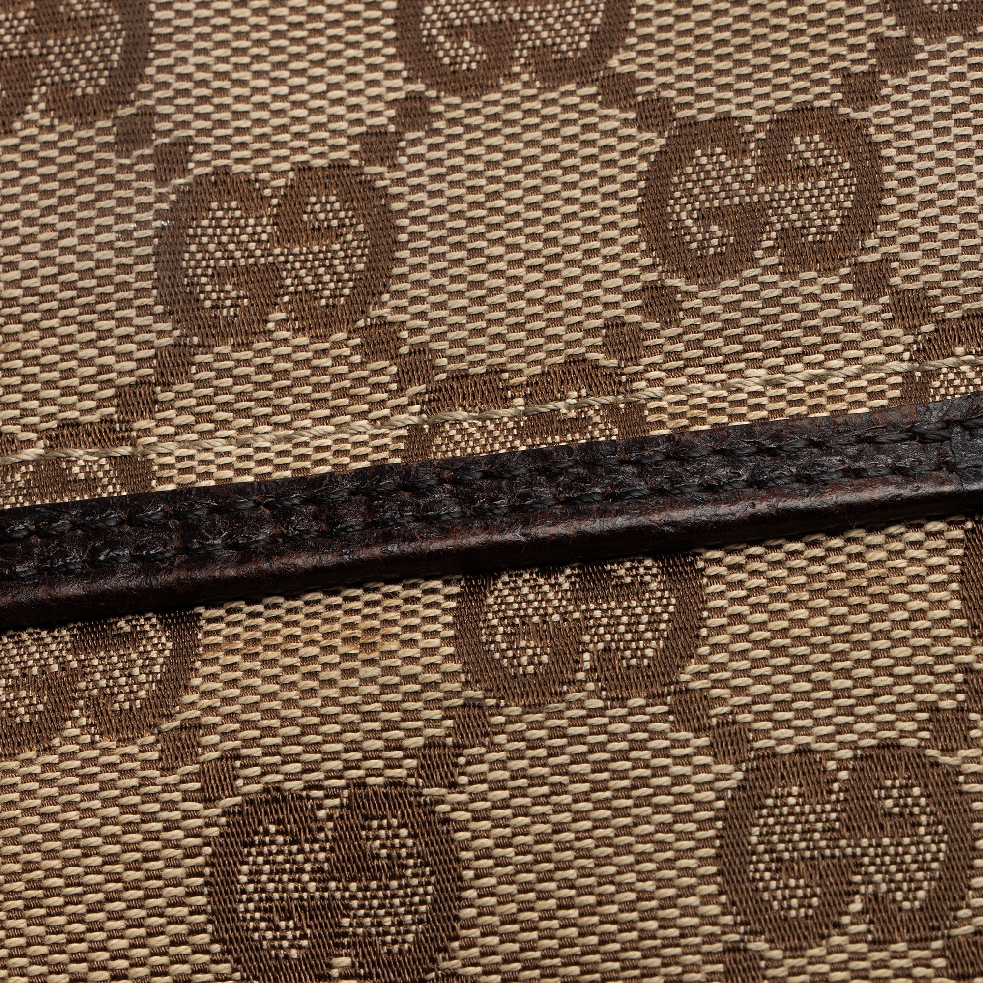 Gucci GG Canvas Small Waist Belt Bag (SHF-aTzoiD)