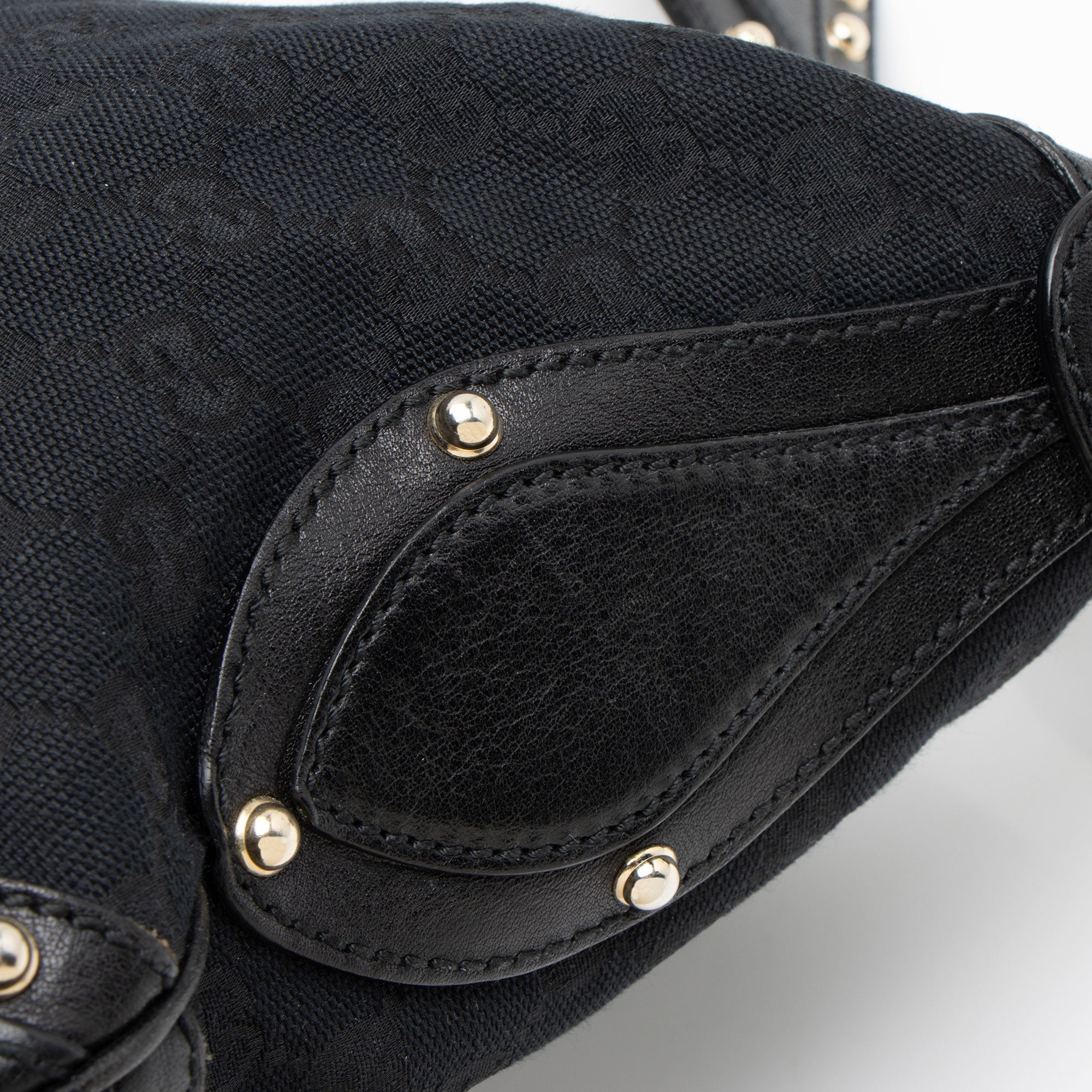 Gucci GG Canvas Studded Pelham Medium Messenger