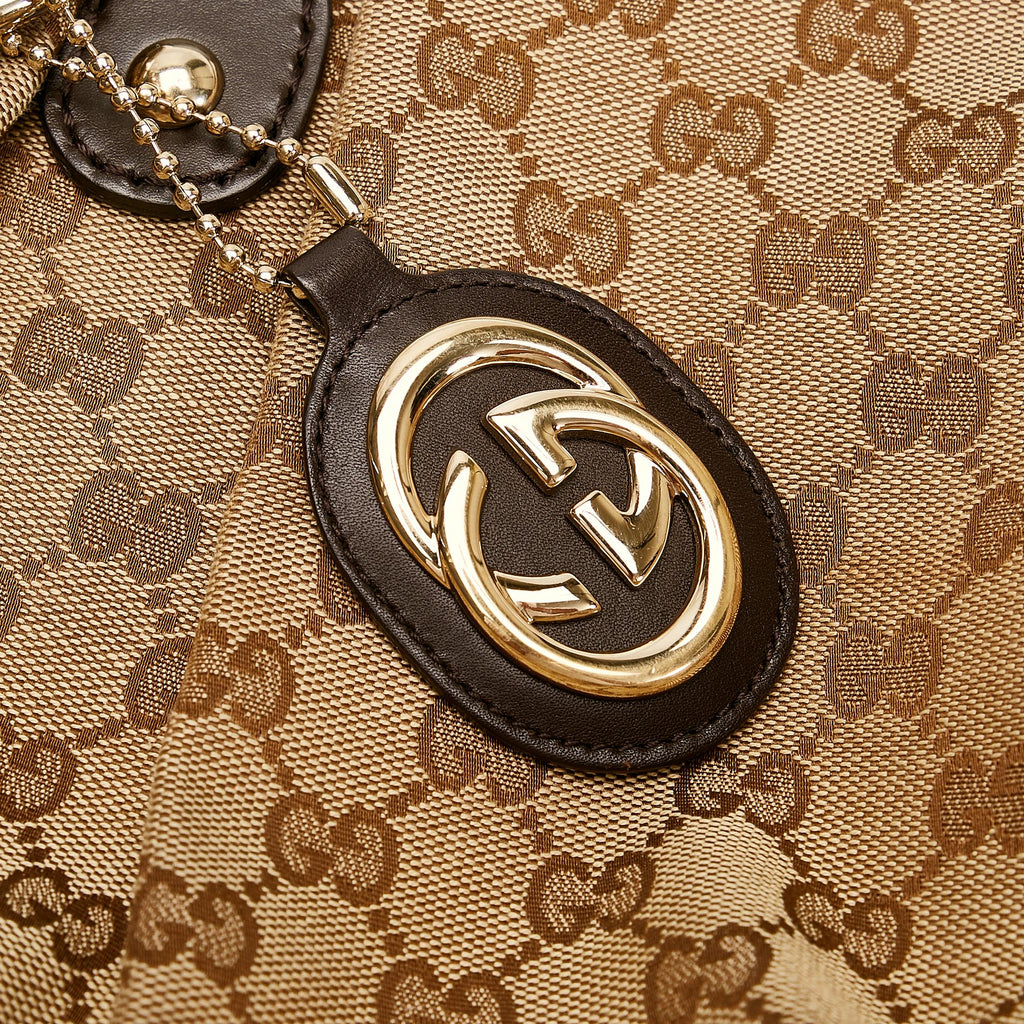 Gucci GG Canvas Sukey Handbag (SHG-35275)