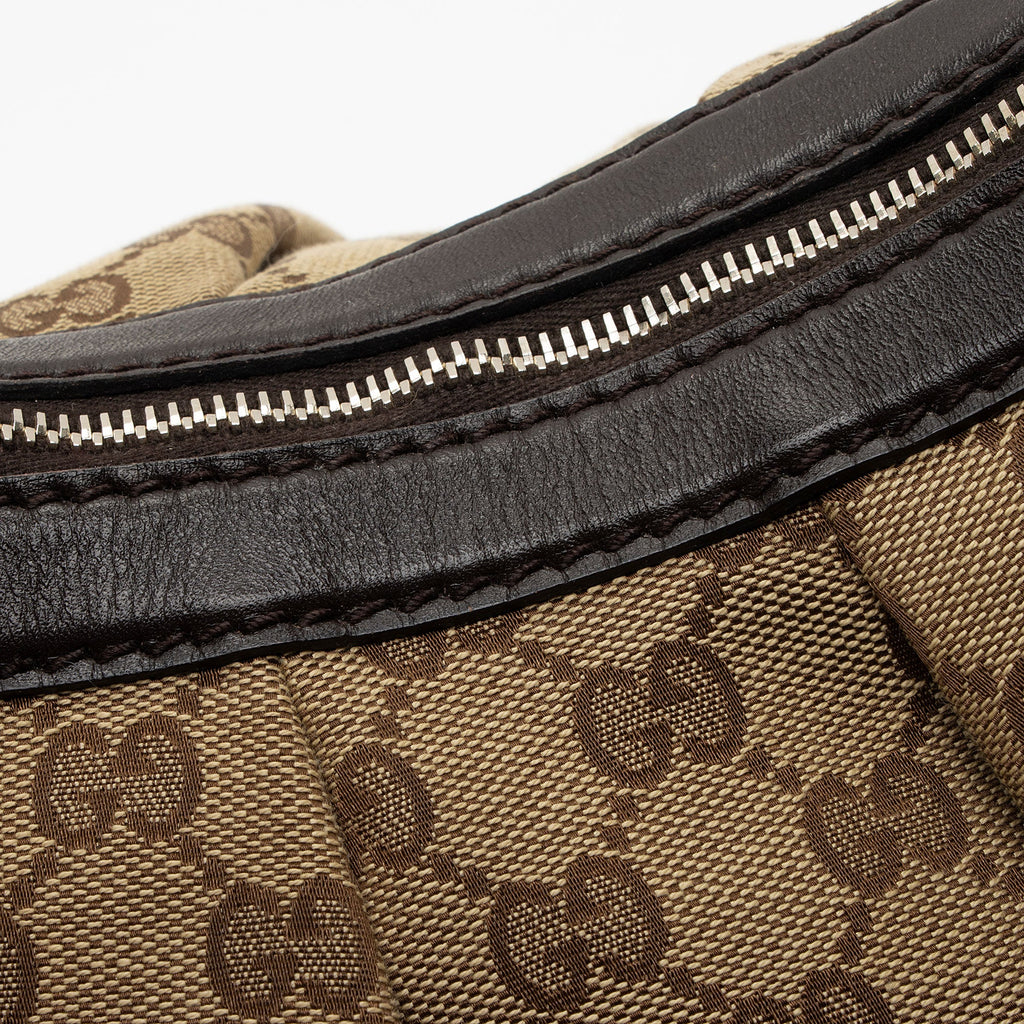 Gucci GG Canvas Sukey Hobo (SHF-tXcsDm)