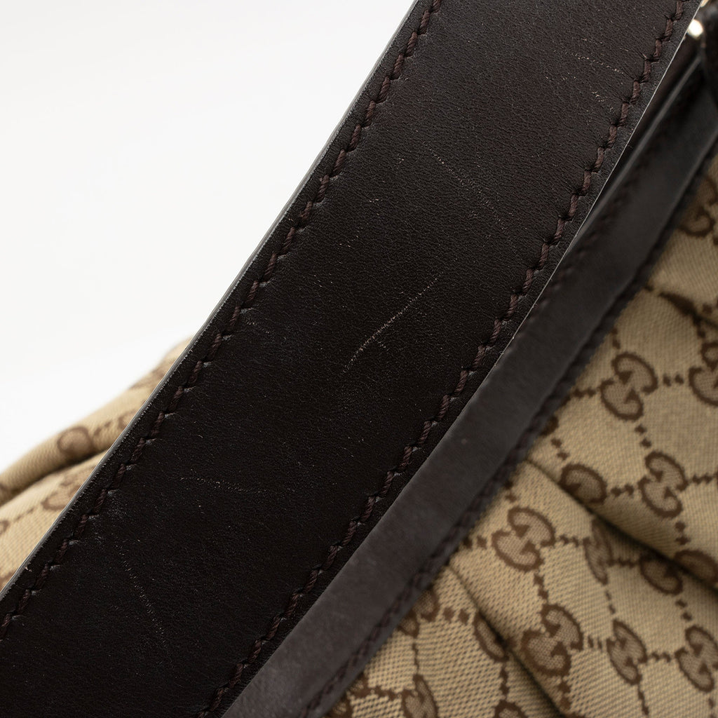 Gucci GG Canvas Sukey Hobo (SHF-tXcsDm)