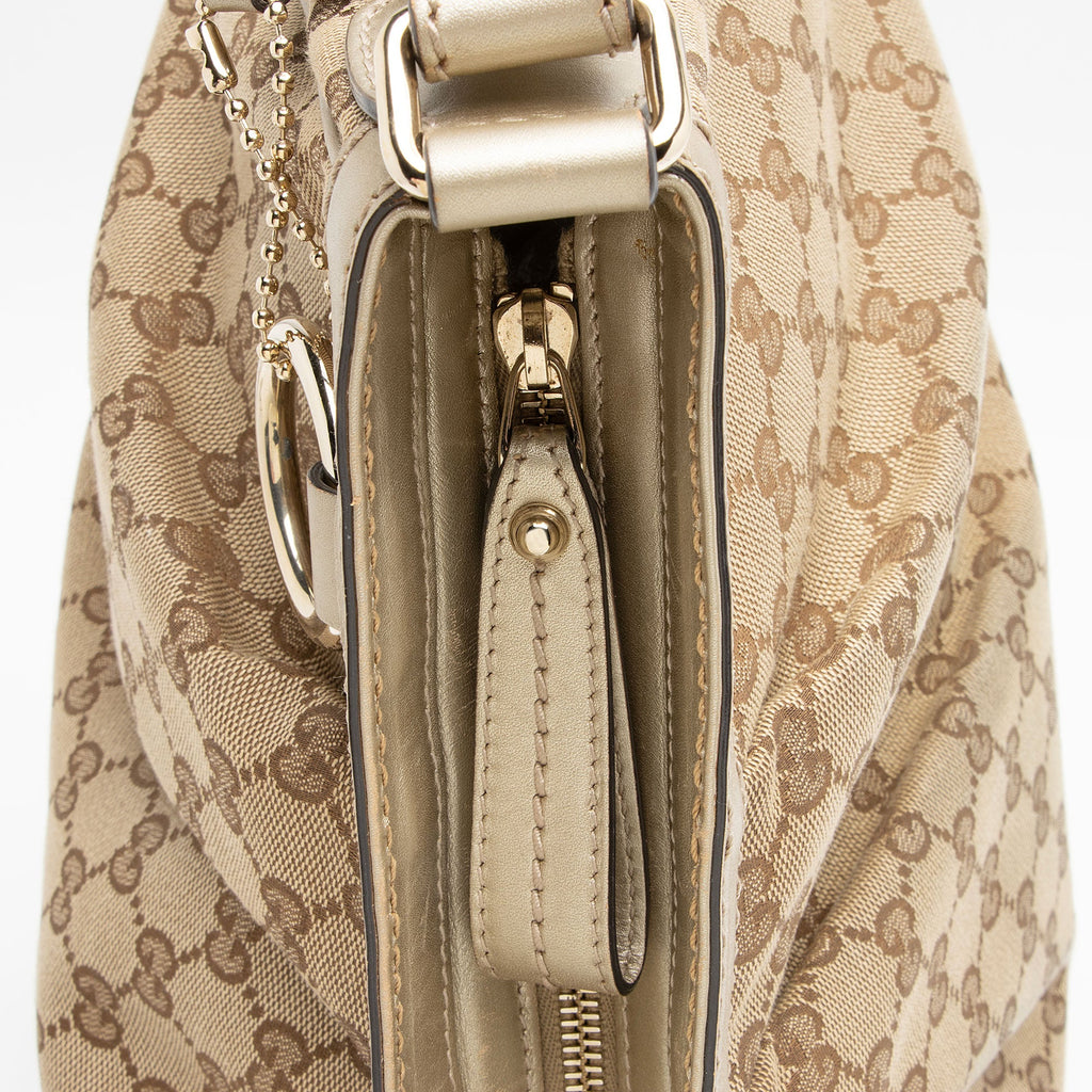 Gucci GG Canvas Sukey Messenger