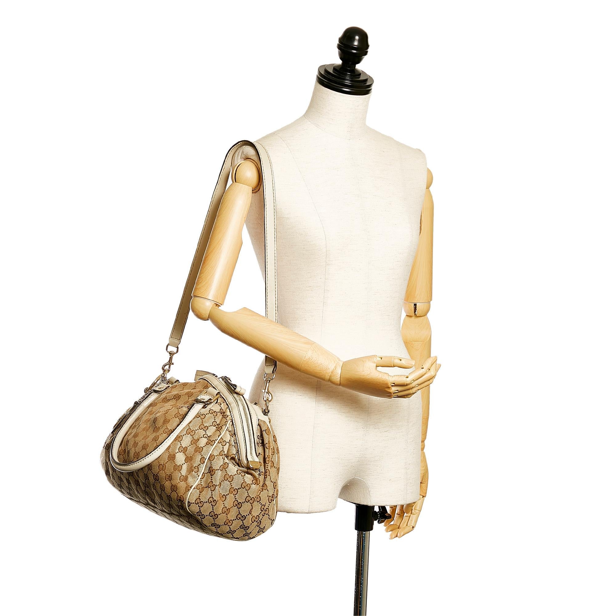 Gucci GG Canvas Sukey Satchel (SHG-32634)