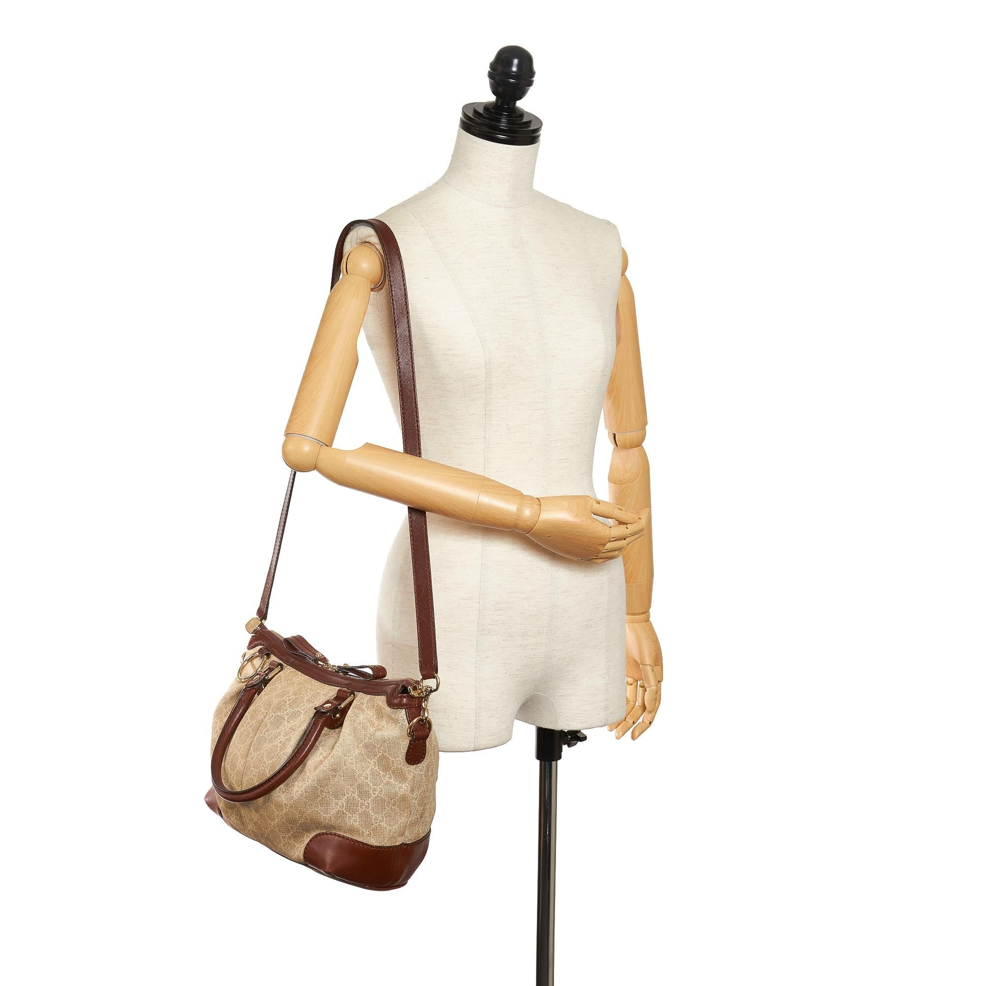 Gucci GG Canvas Sukey Satchel (SHG-32672)