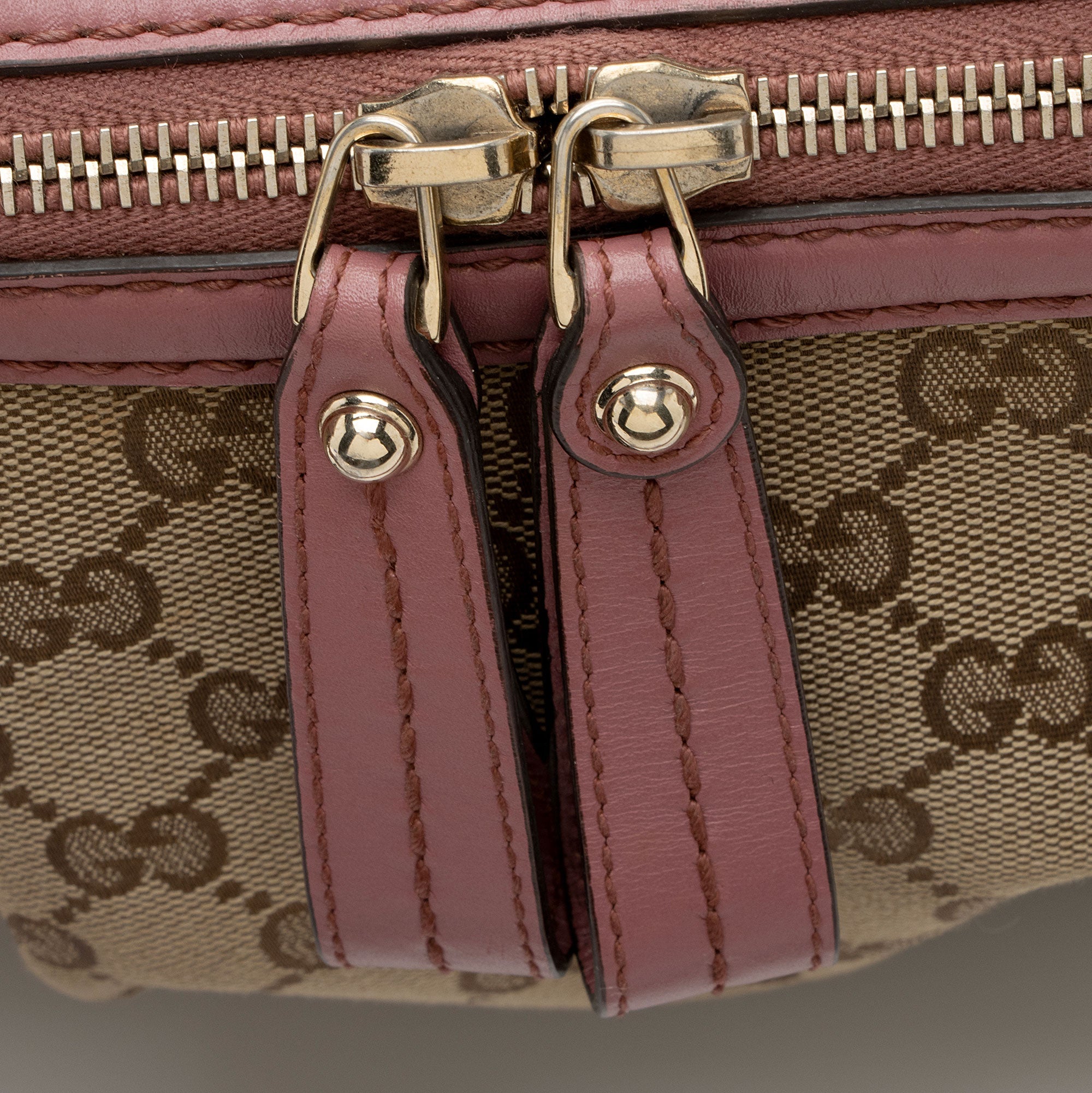 Gucci GG Canvas Sukey Medium Satchel (SHF-pOZTUq)