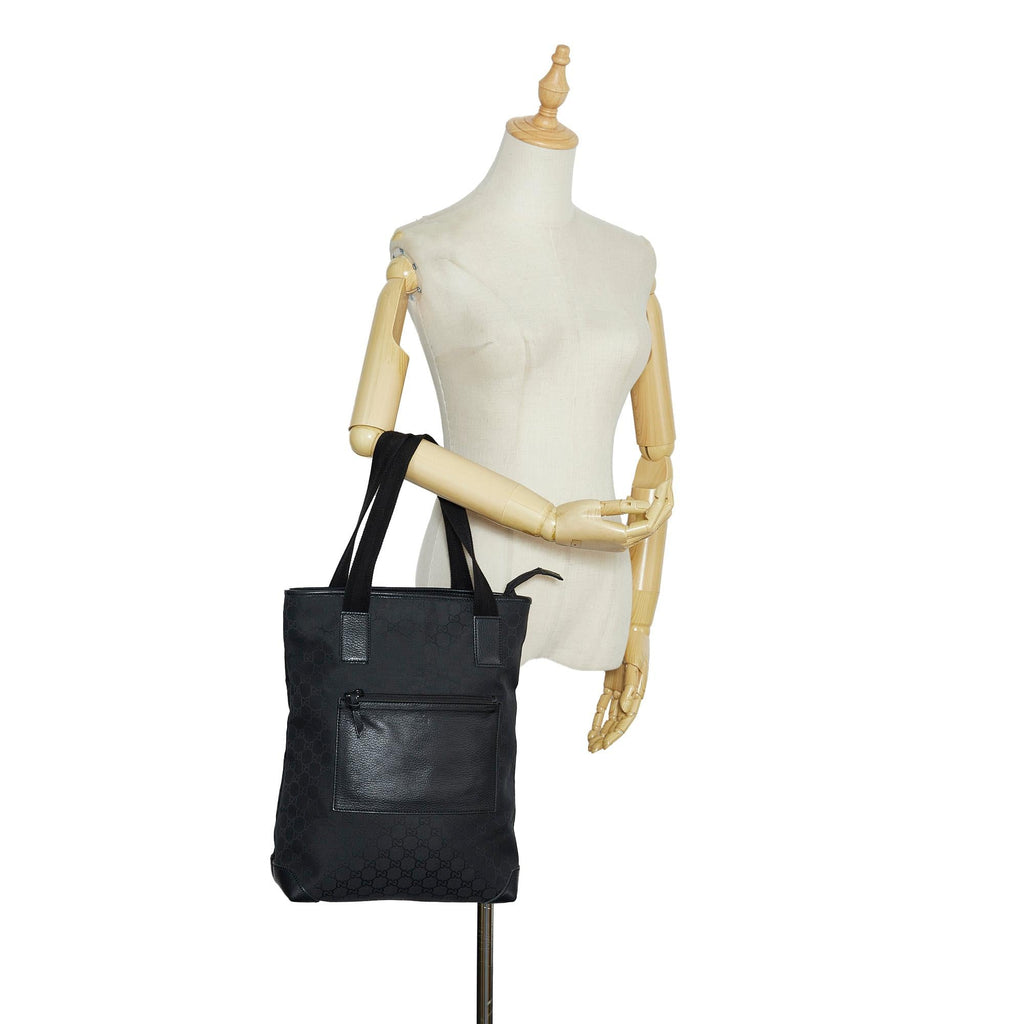 Gucci GG Canvas Tote (SHG-ZEXJn2)