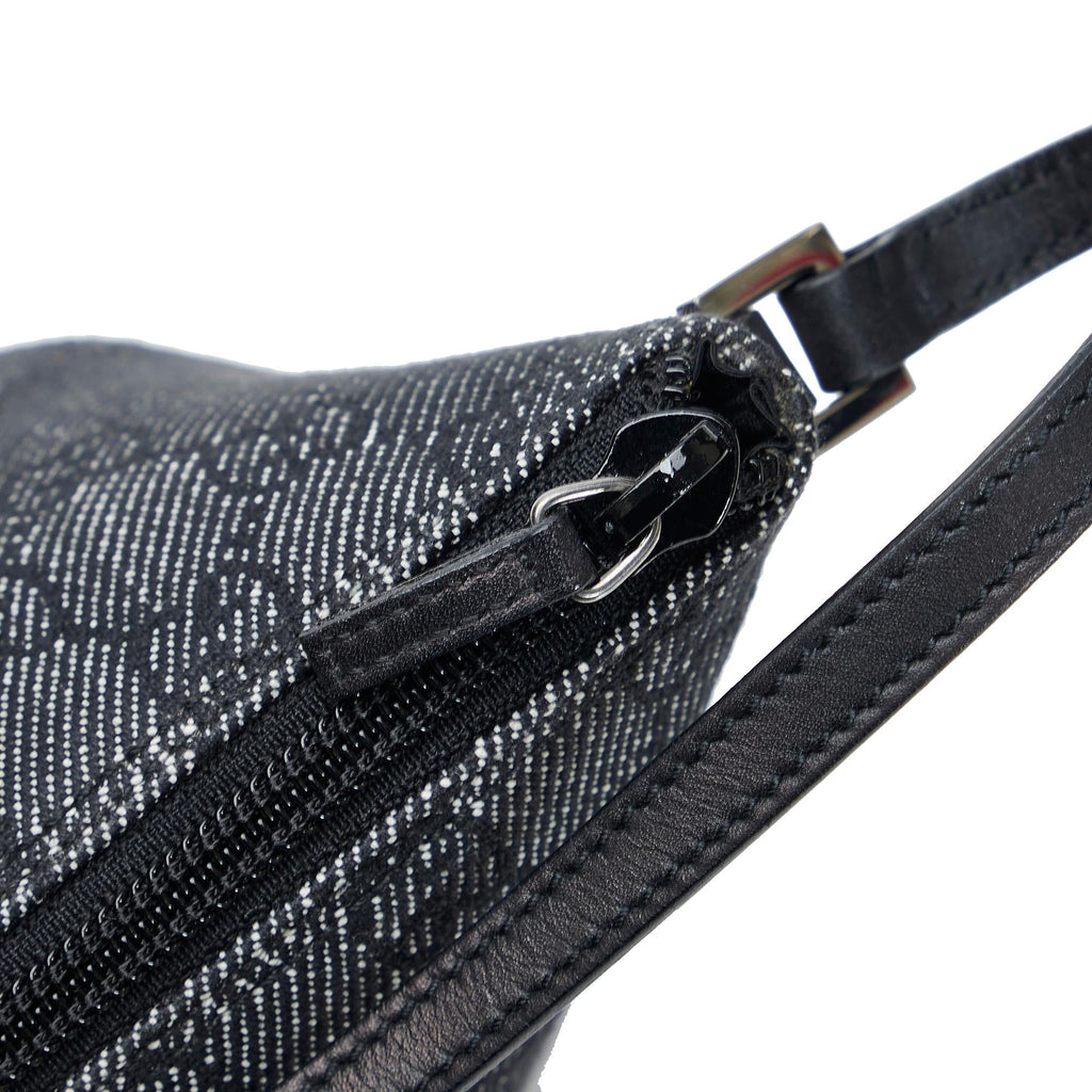 Gucci GG Denim Boat Baguette (SHG-2yQjKr)