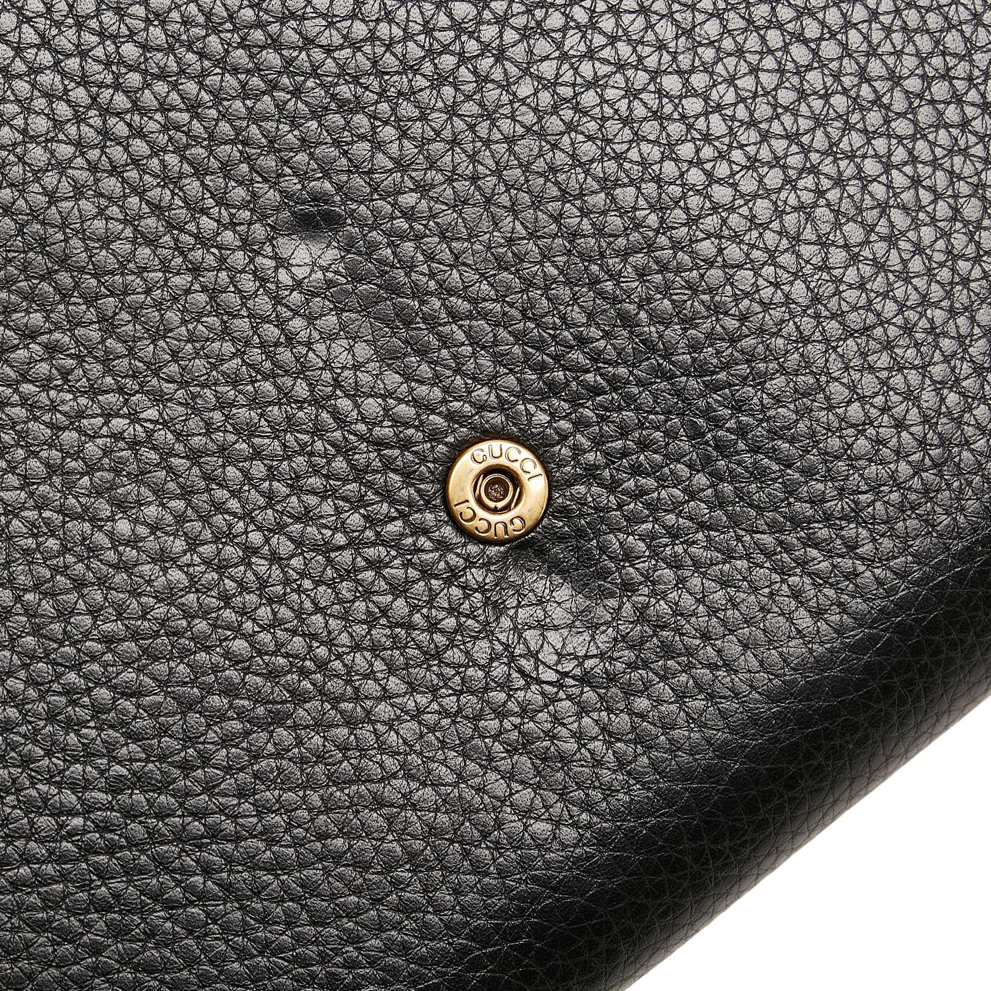 Gucci GG Marmont Leather Wallet on Chain (SHG-33733)