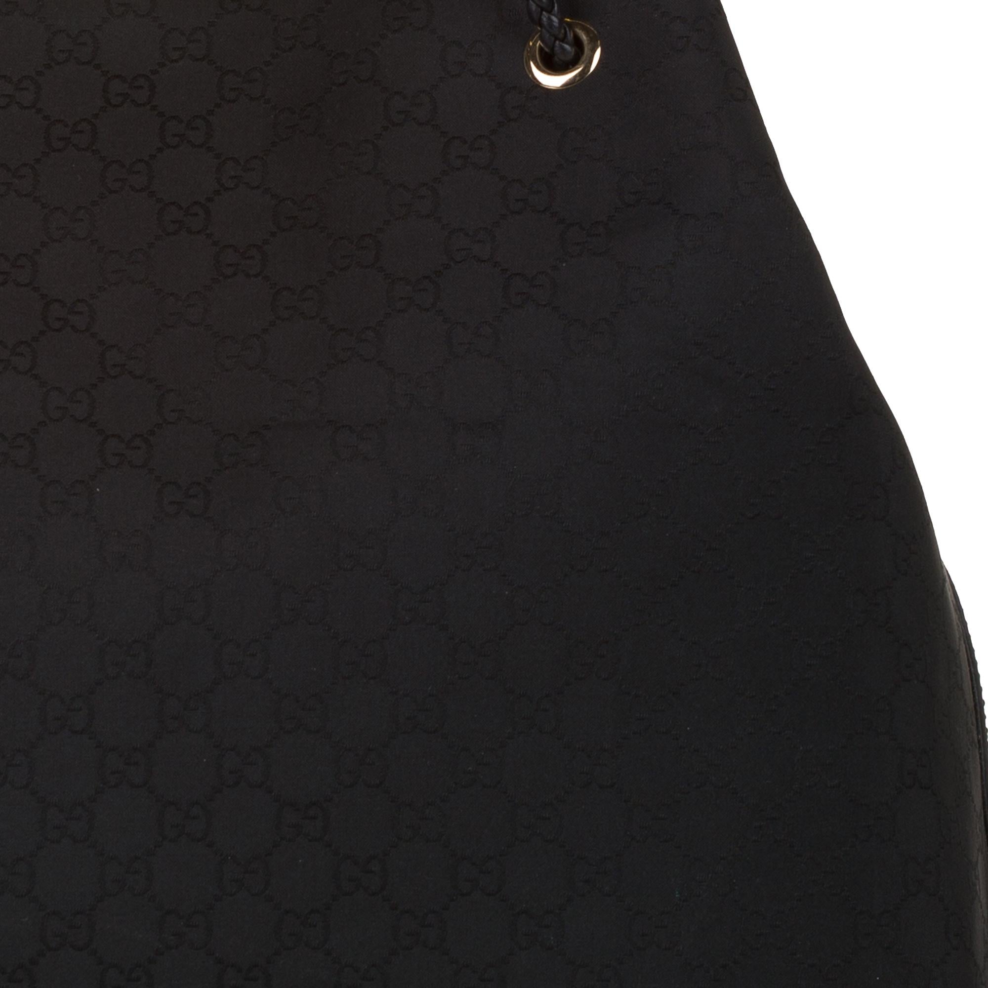 Gucci GG Nylon Gifford (SHG-34943)