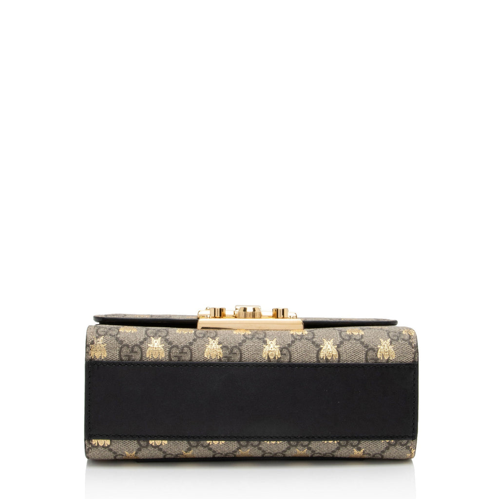 Gucci GG Supreme Bee Padlock Small Shoulder Bag (SHF-3QPOYF)