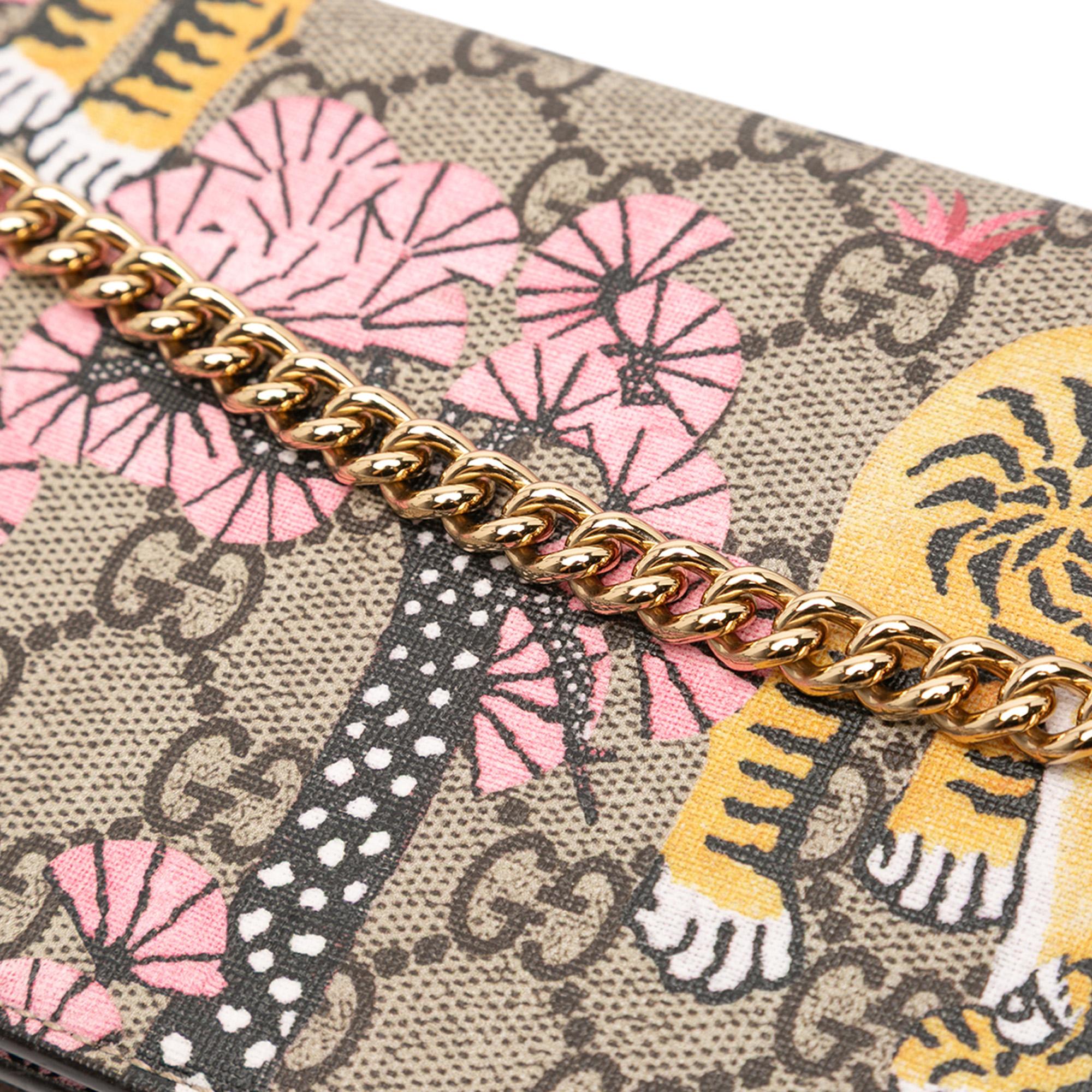 Gucci GG Supreme Bengal Wallet on Chain
