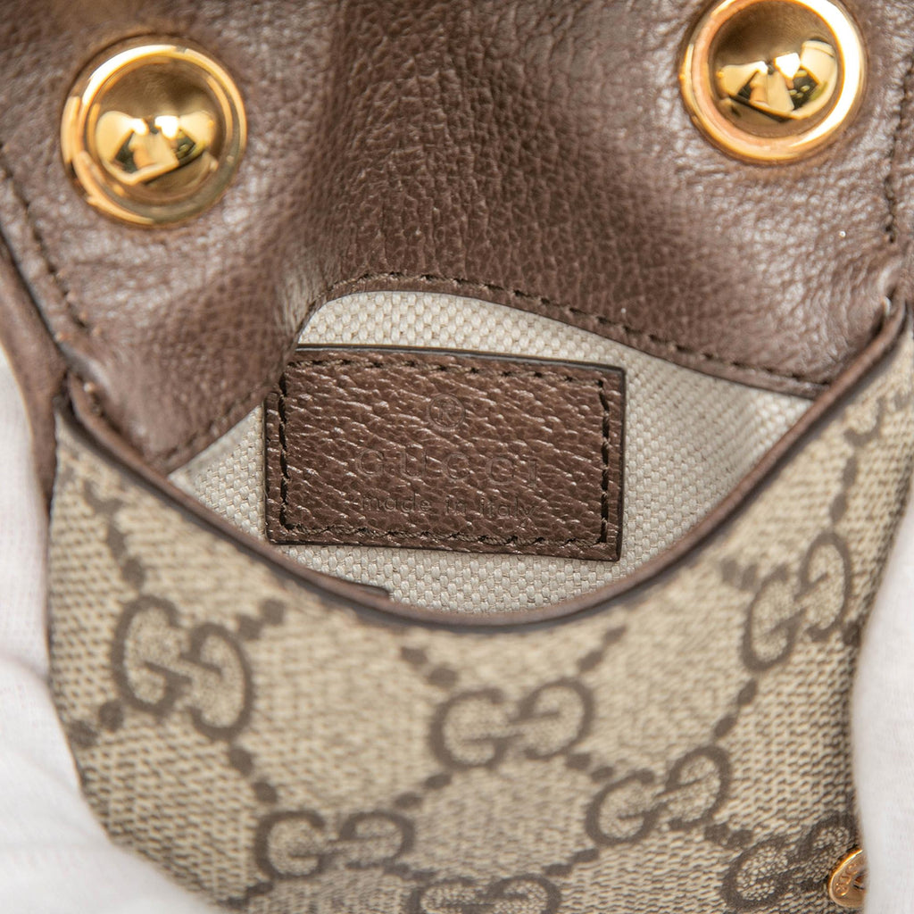 Gucci GG Supreme Blondie Card Case on Strap