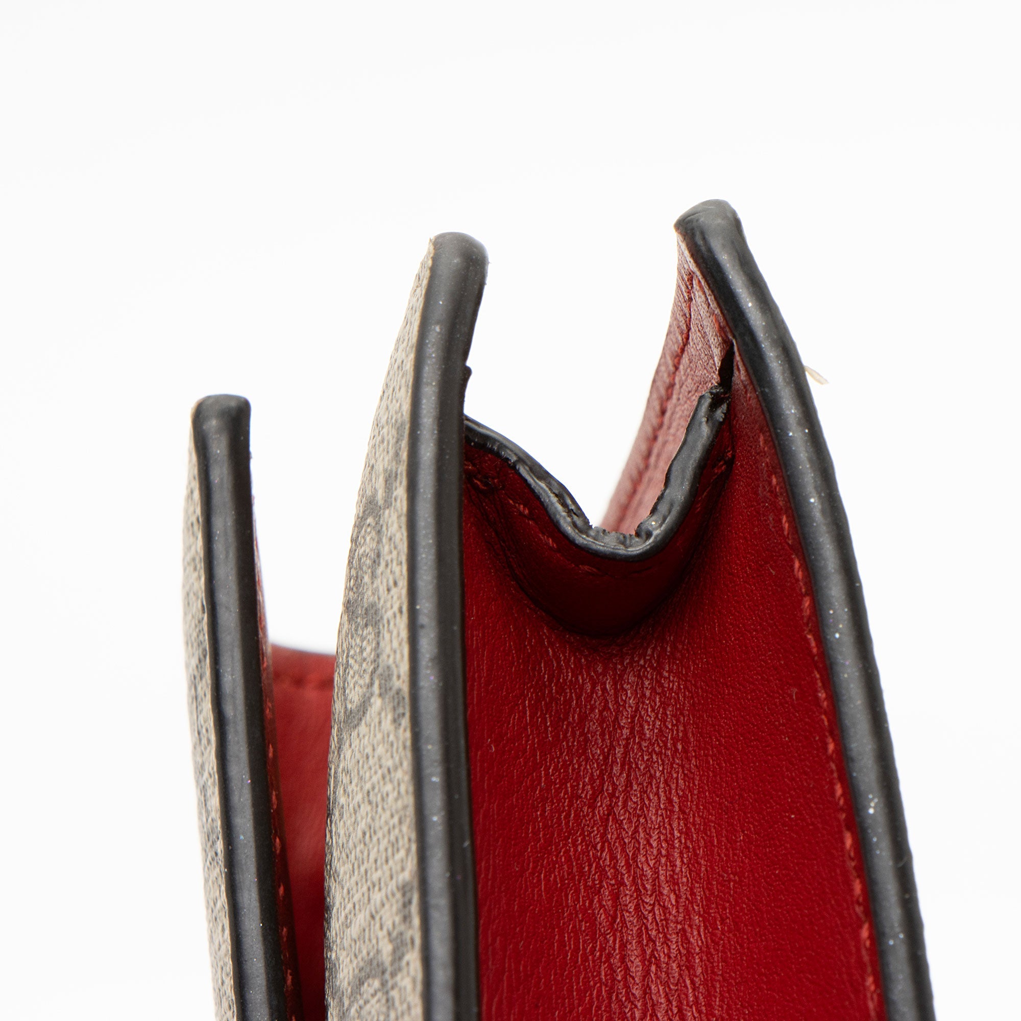 Gucci GG Supreme Cherry Super Mini Bag (SHF-AkMdKn)