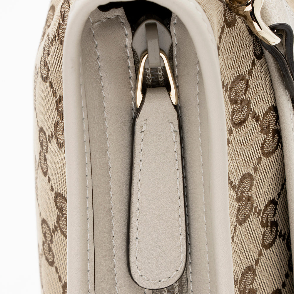 Gucci GG Supreme Classic Flat Medium Messenger Bag (SHF-19983)