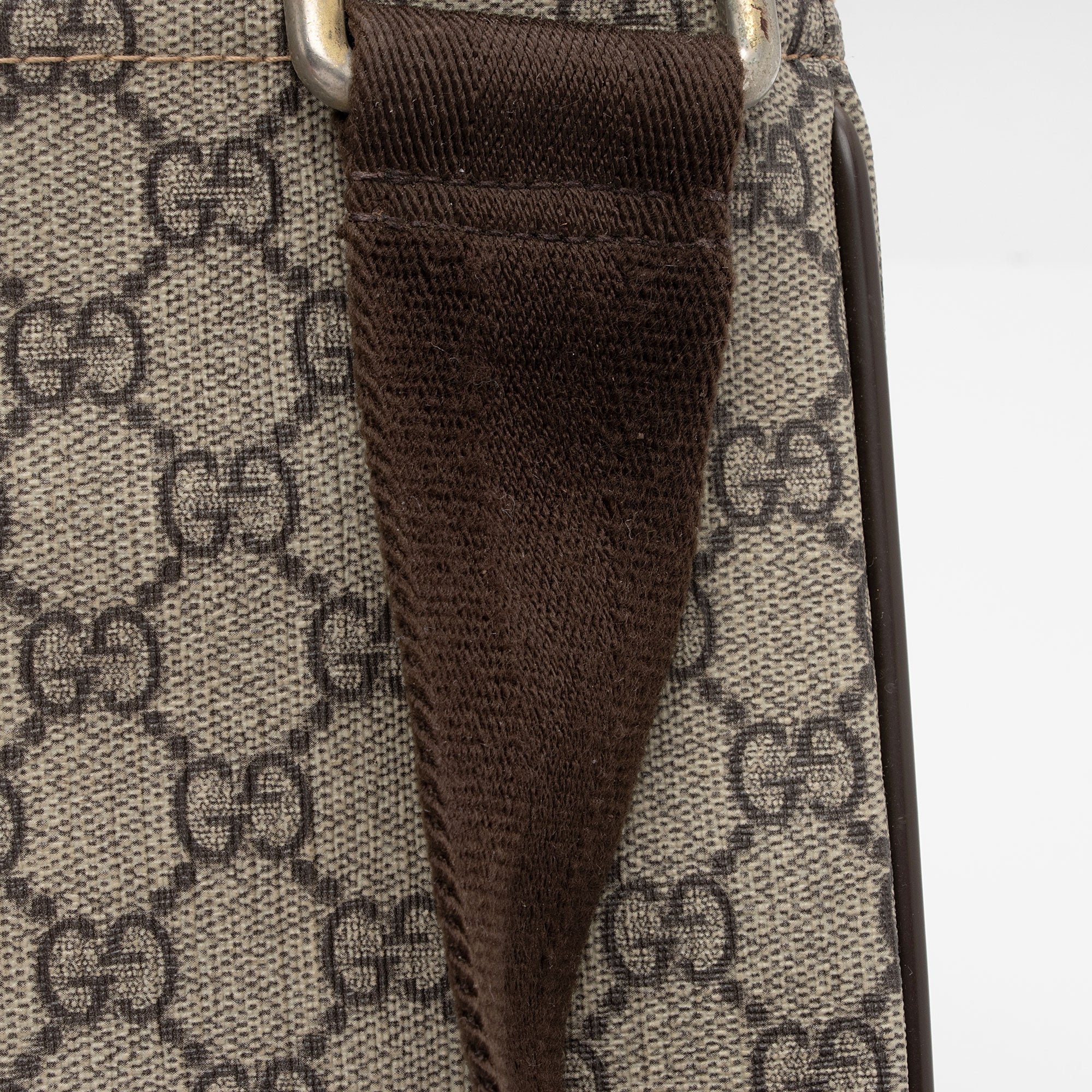 Gucci GG Supreme Classic Flat Medium Messenger (SHF-CUfNXw)