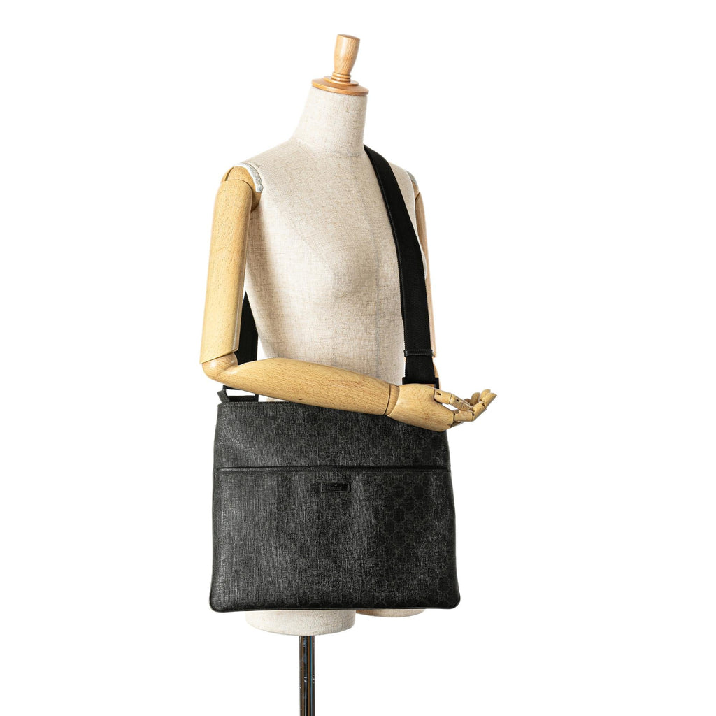 Gucci GG Supreme Crossbody