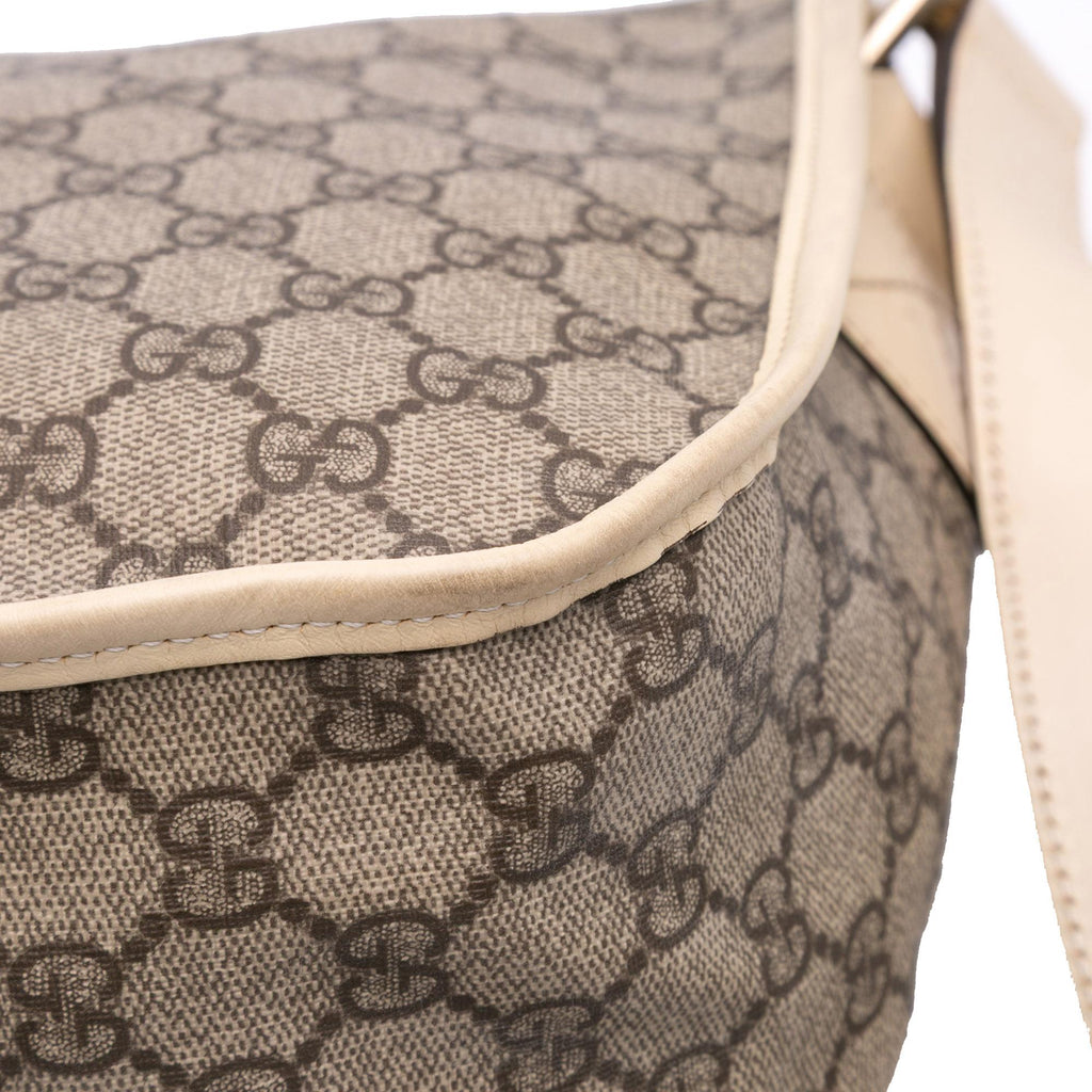 Gucci GG Supreme Crossbody