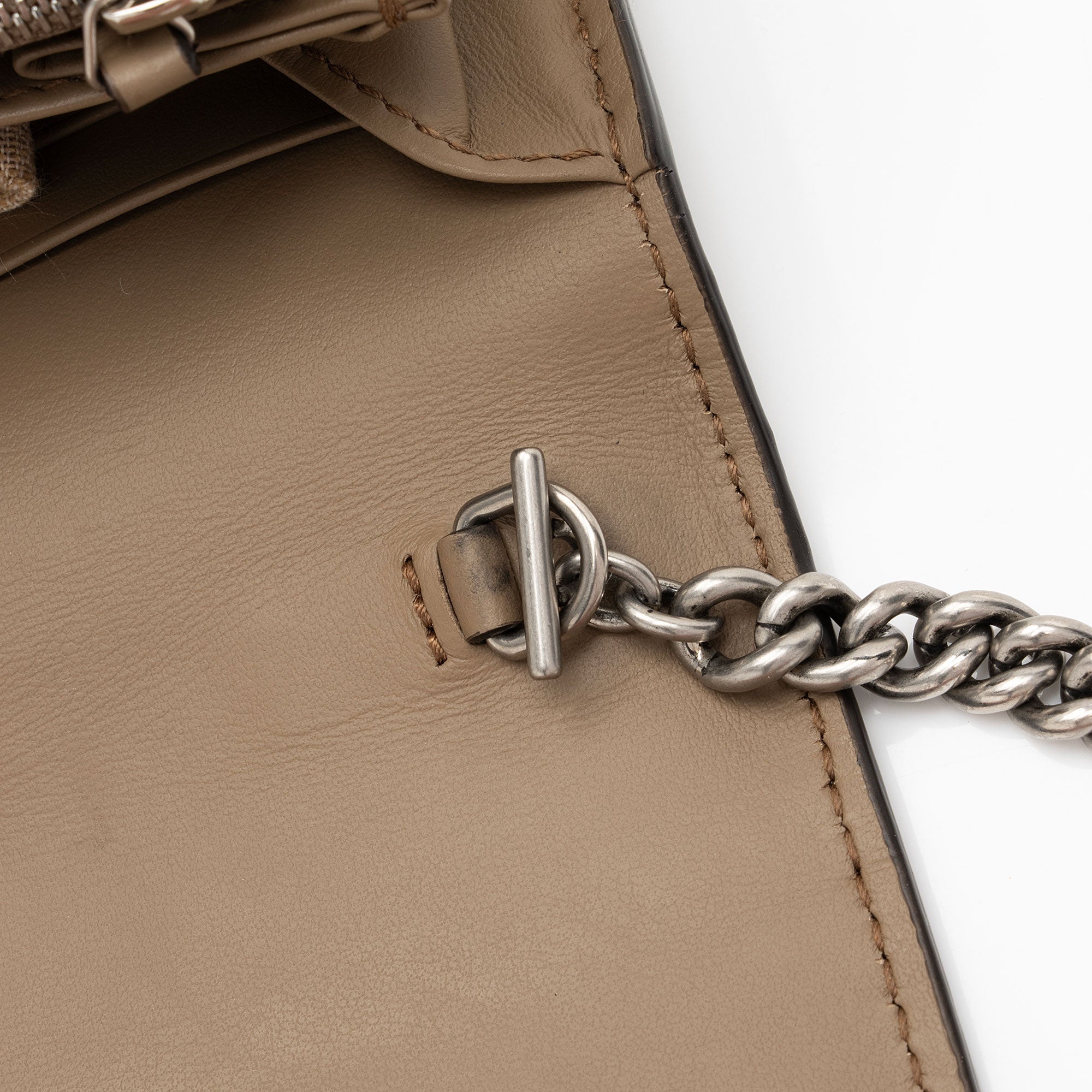 Gucci GG Supreme Dionysus Chain Wallet (SHF-fdF3Zv)