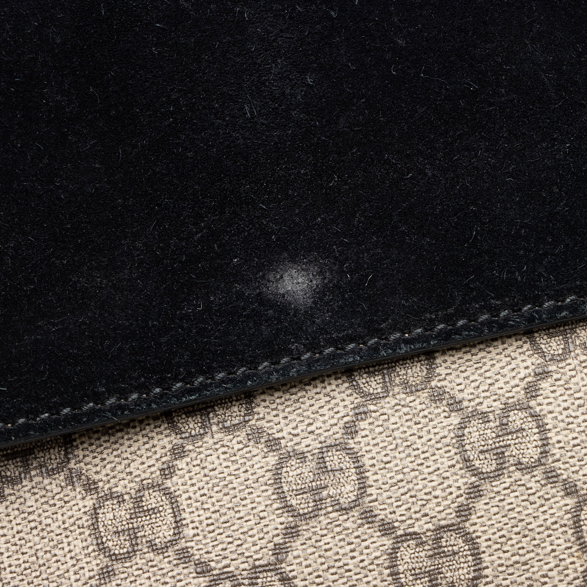 Gucci GG Supreme Dionysus Medium Shoulder Bag