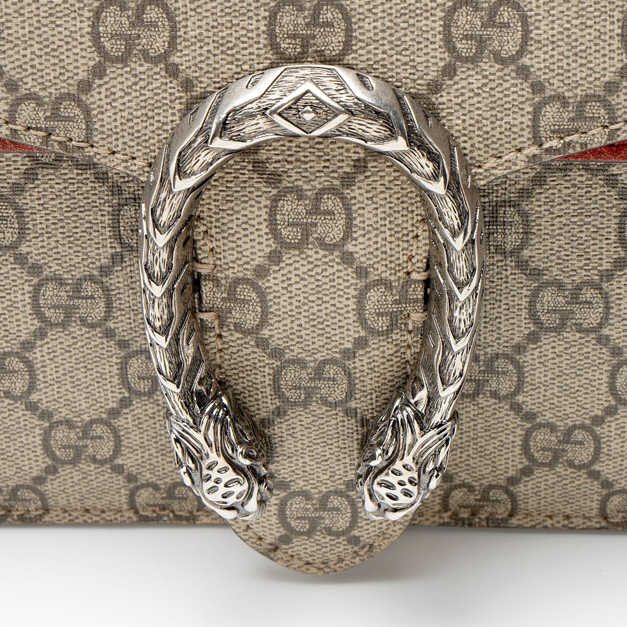 Gucci GG Supreme Dionysus Medium Shoulder Bag