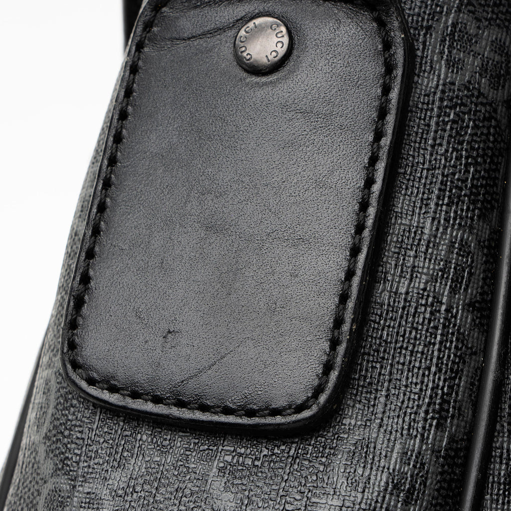 Gucci GG Supreme Large Flap Messenger