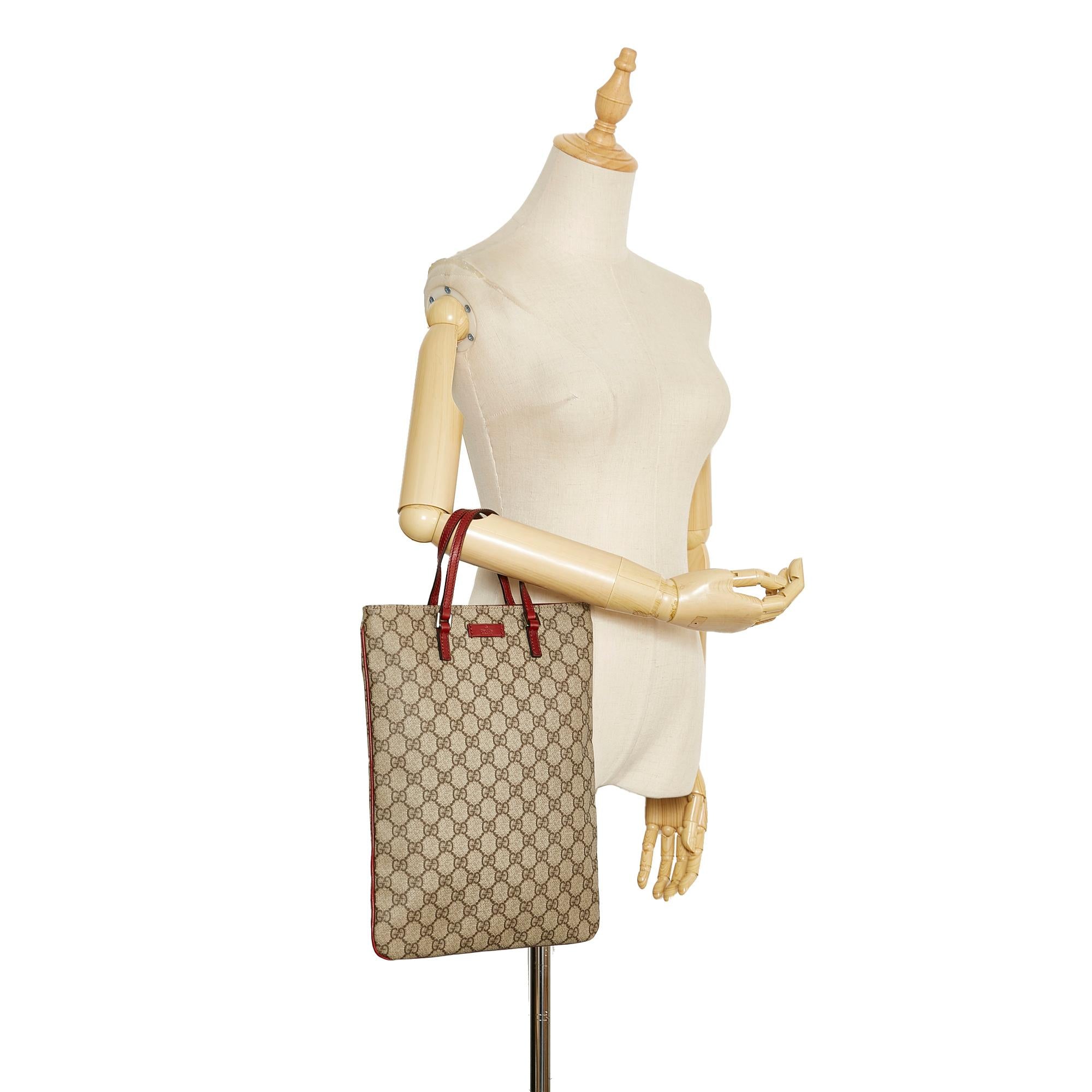 Gucci GG Supreme Flat Vertical Tote (SHG-AwXevK)