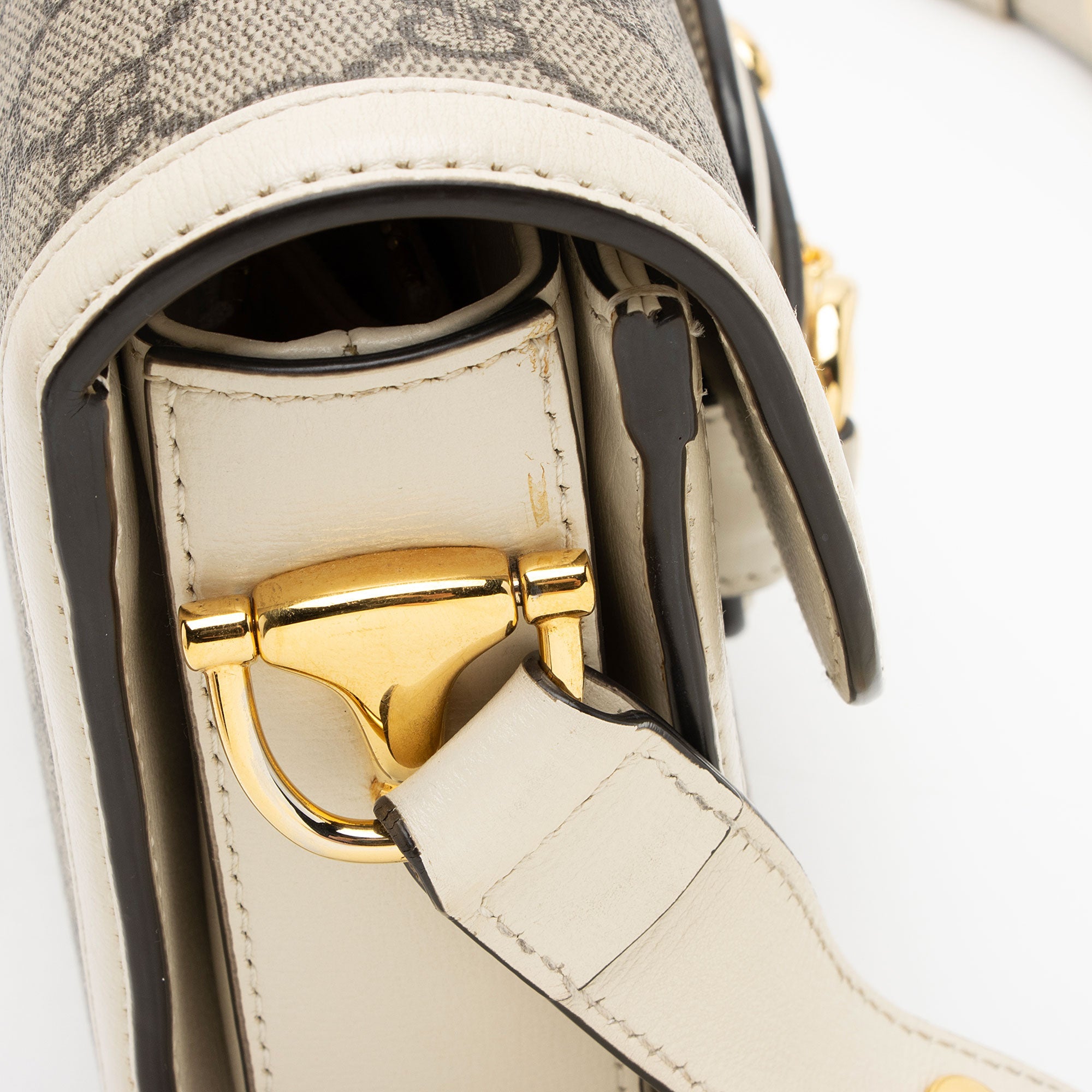 Gucci GG Supreme Horsebit 1955 Medium Shoulder Bag