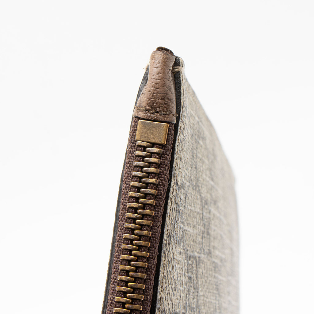 Gucci GG Supreme Neo Wristlet