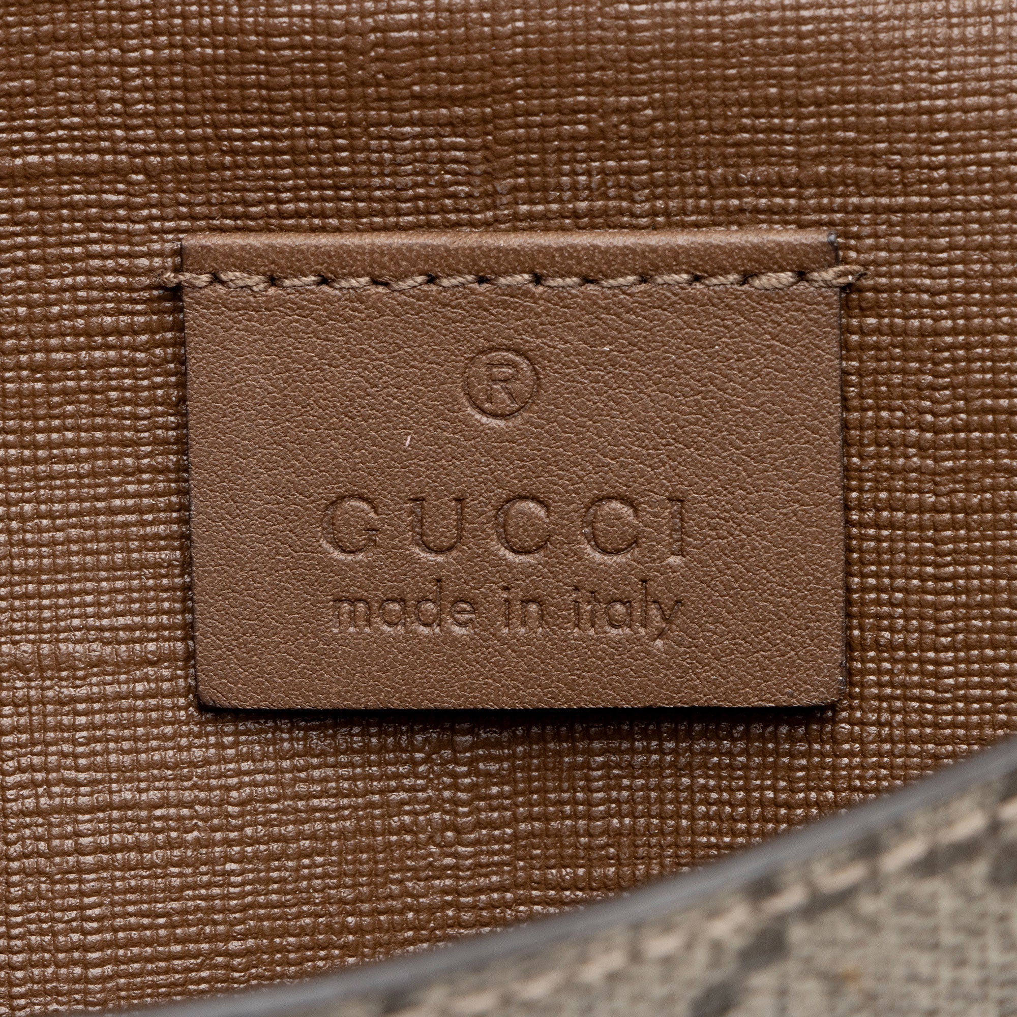 Gucci GG Supreme Nice Continental Wallet