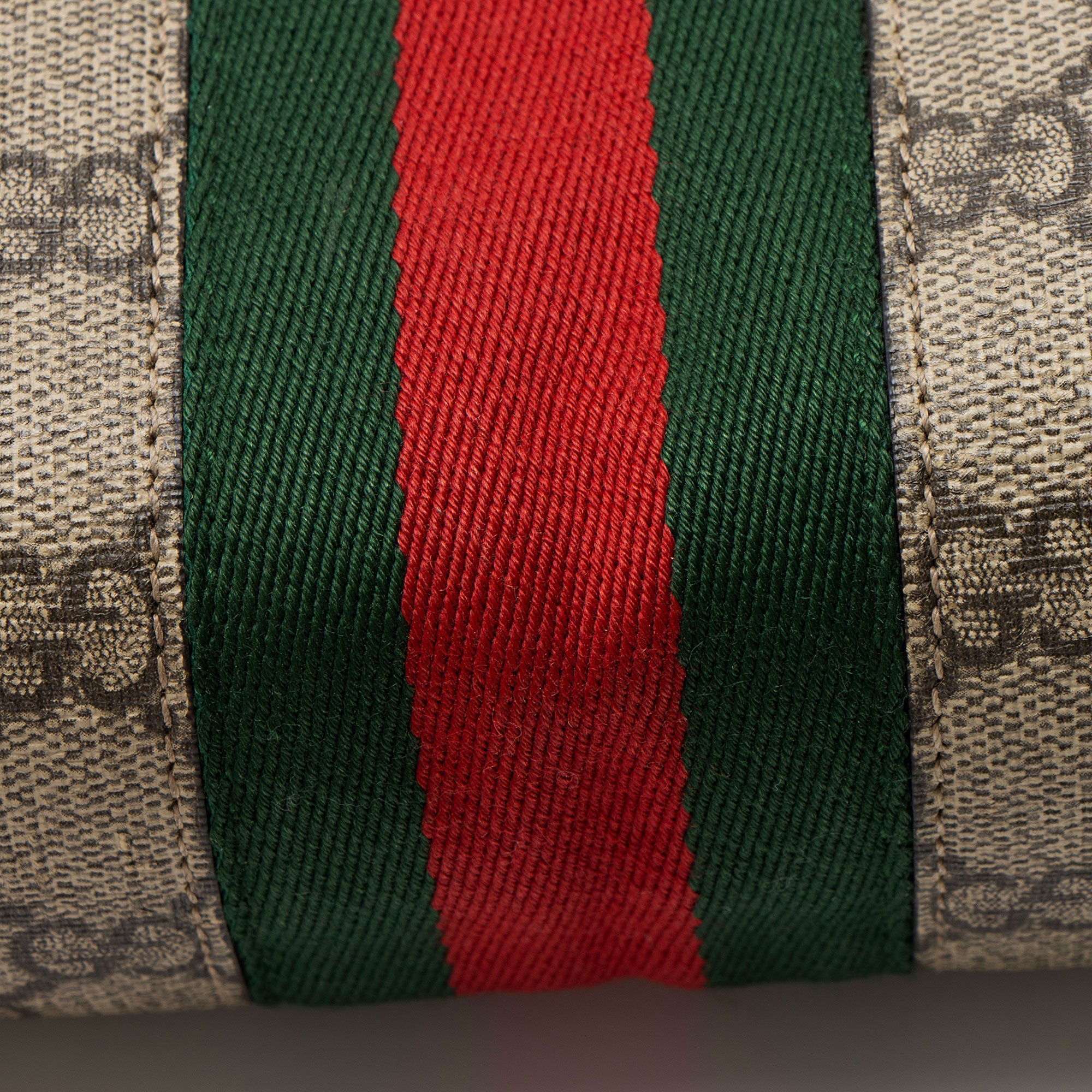Gucci GG Supreme Ophidia Medium Chain Shoulder Bag