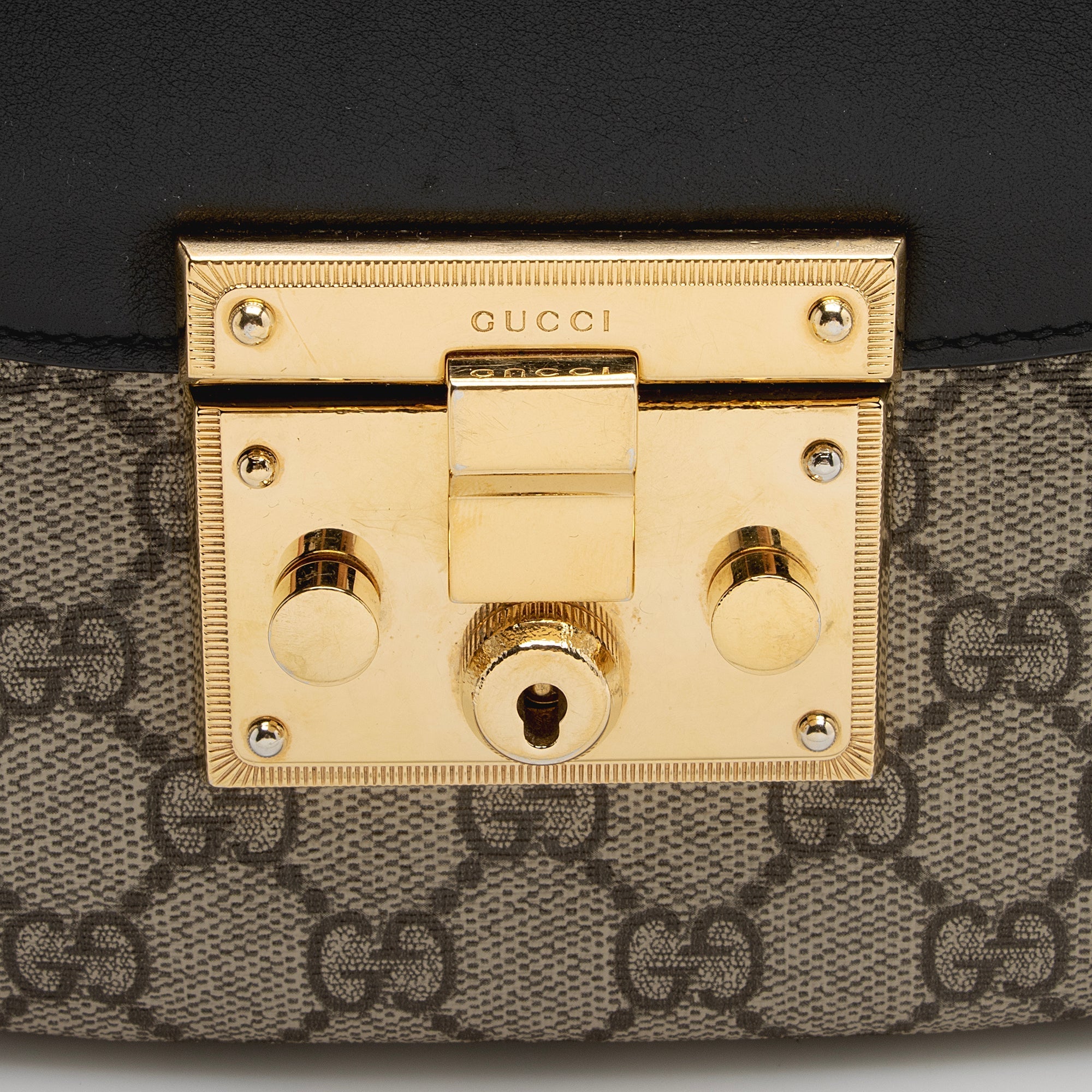 Gucci GG Supreme Padlock Saddle Medium Shoulder Bag (SHF-22972)
