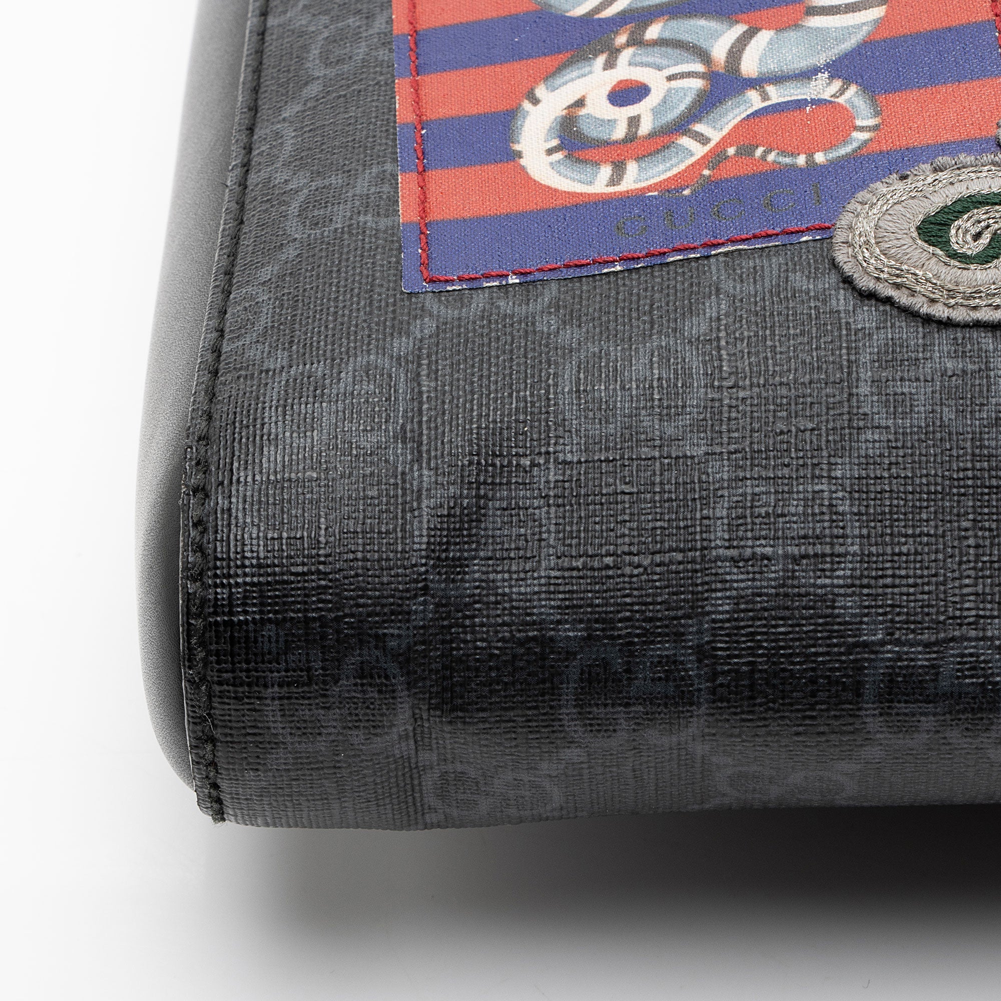 Gucci GG Supreme Patches Messenger