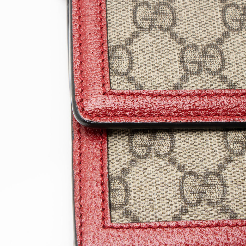 Gucci GG Supreme Queen Margaret Wallet on Chain