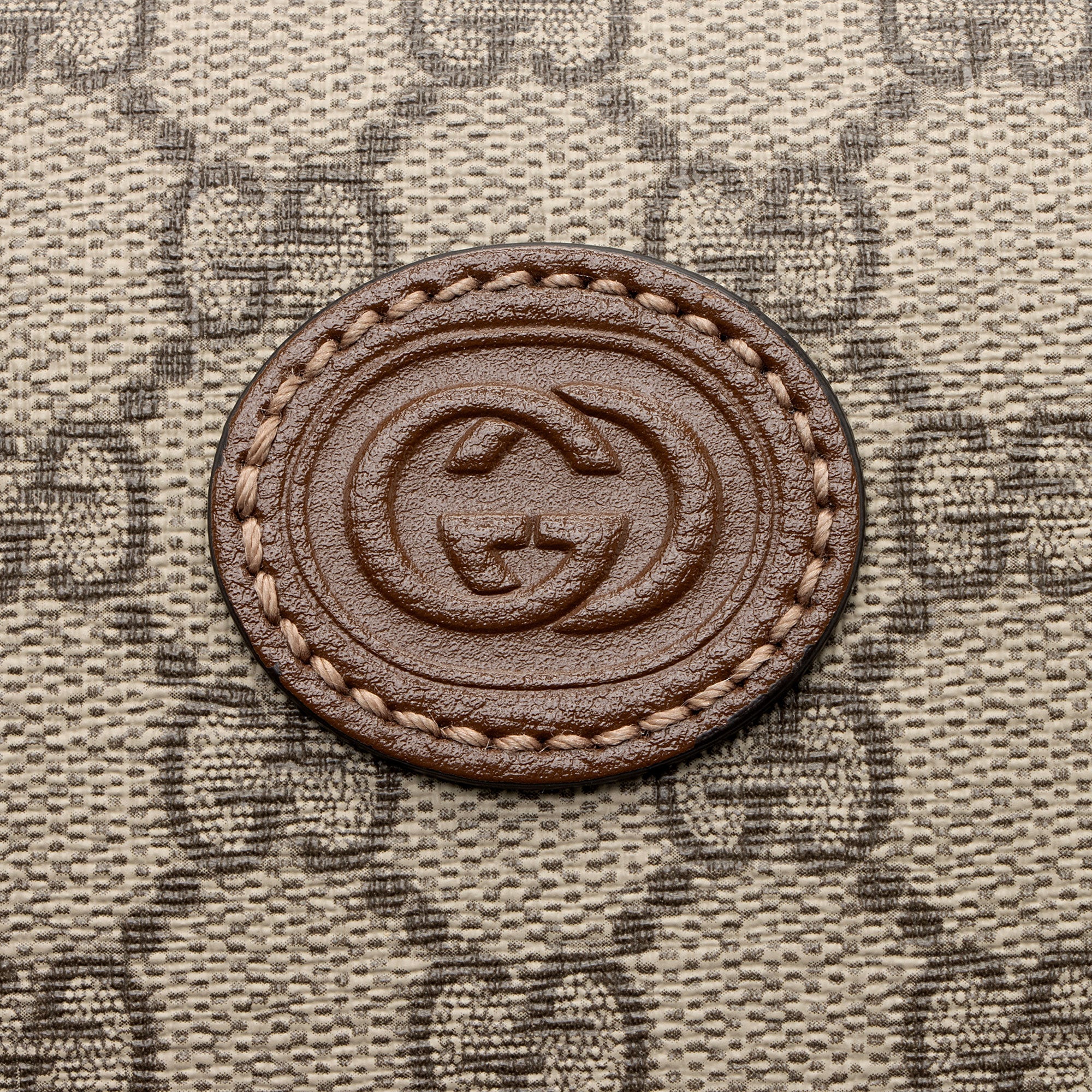 Gucci GG Supreme Retro Messenger