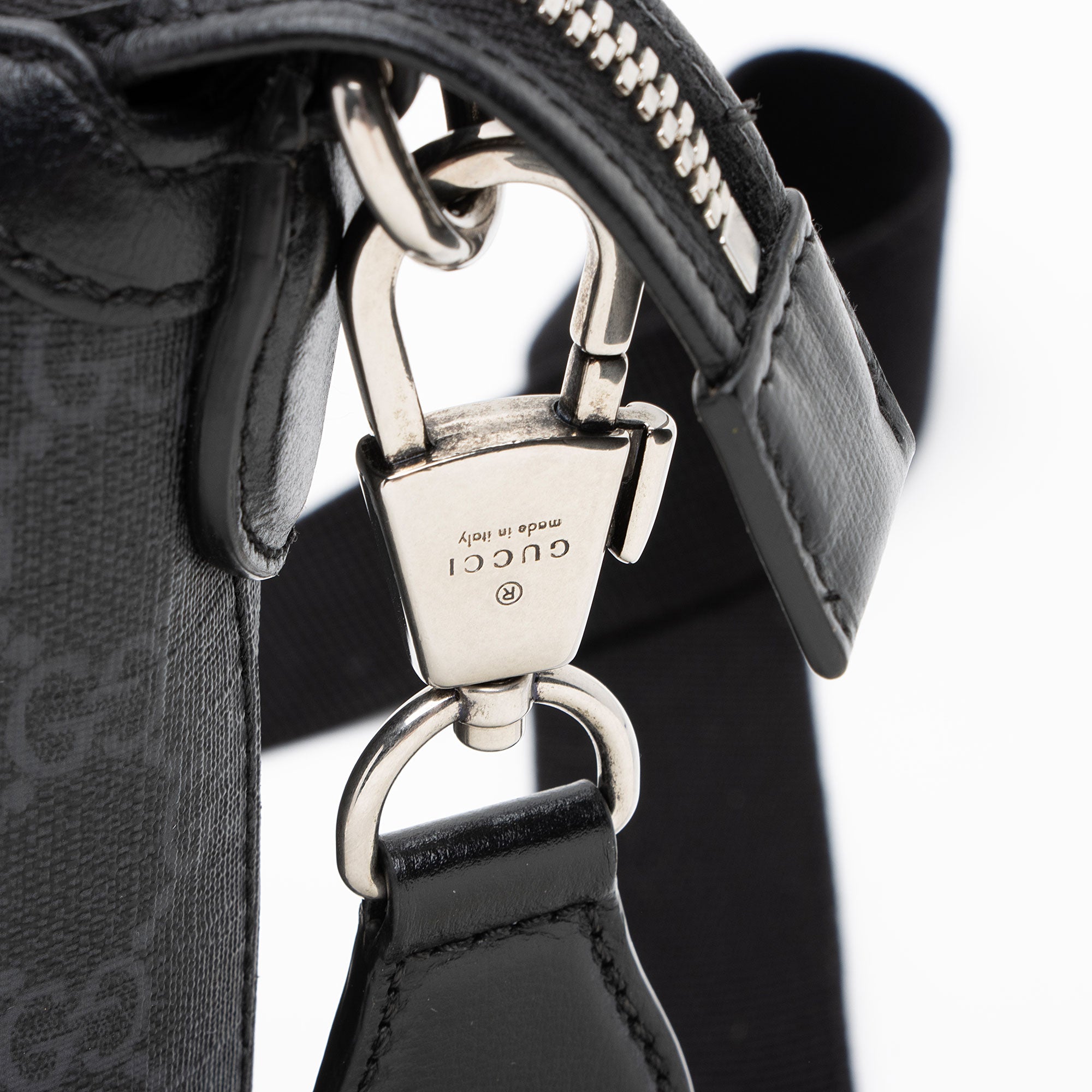 Gucci GG Supreme Retro Messenger