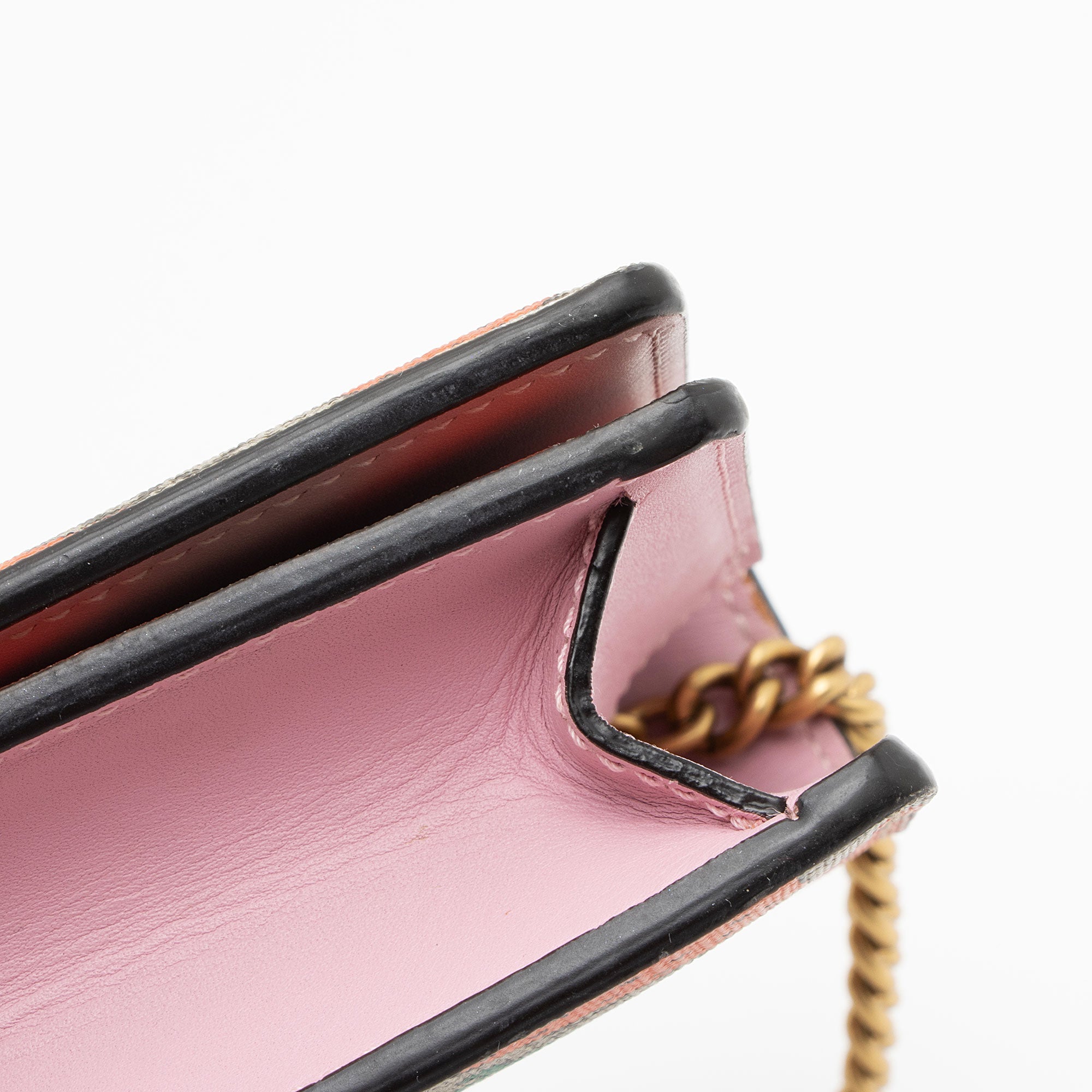 Gucci GG Supreme Strawberry Wallet on Chain (SHF-95dwLu)