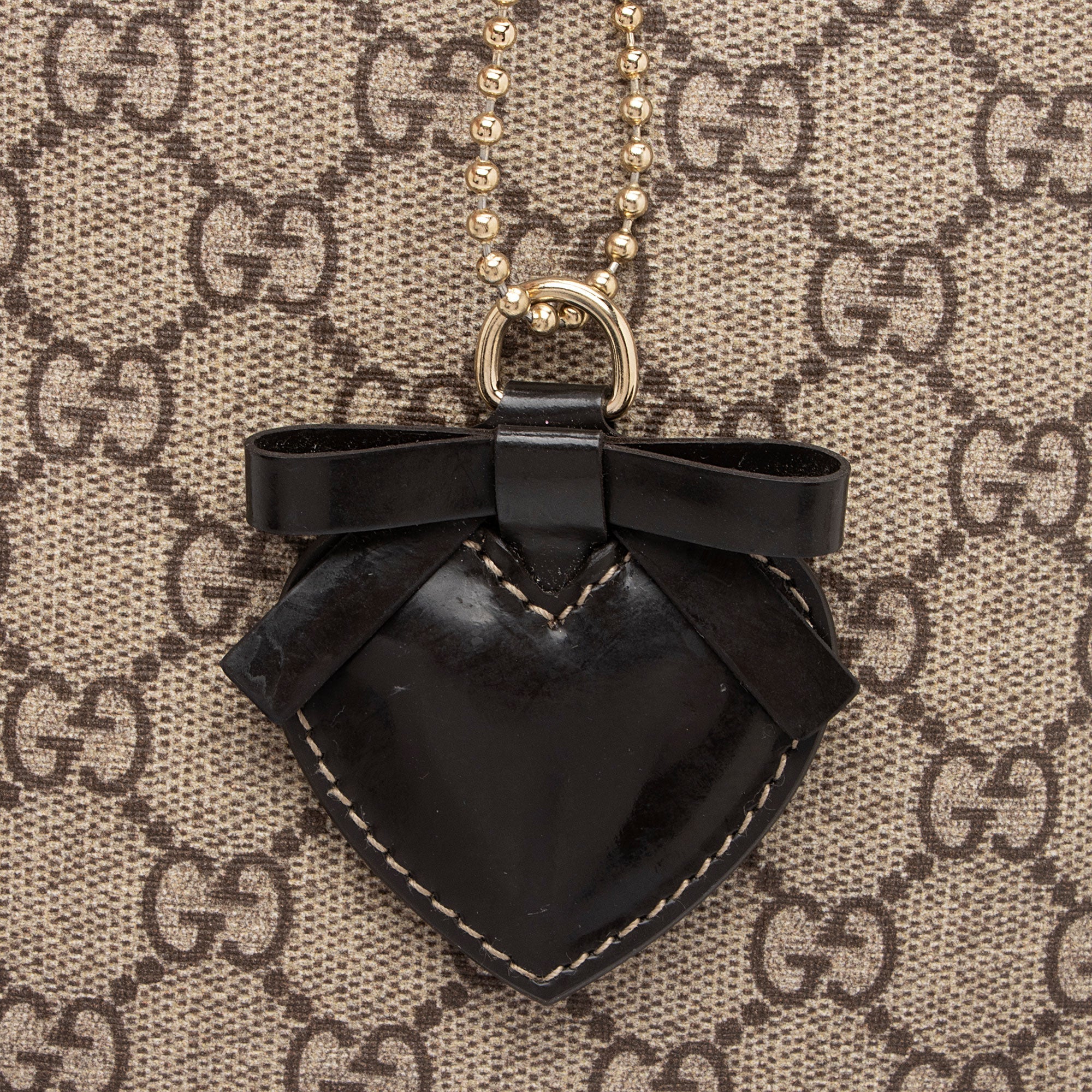 Gucci GG Supreme Tattoo Heart Medium Boston Bag (SHF-CqiJiV)