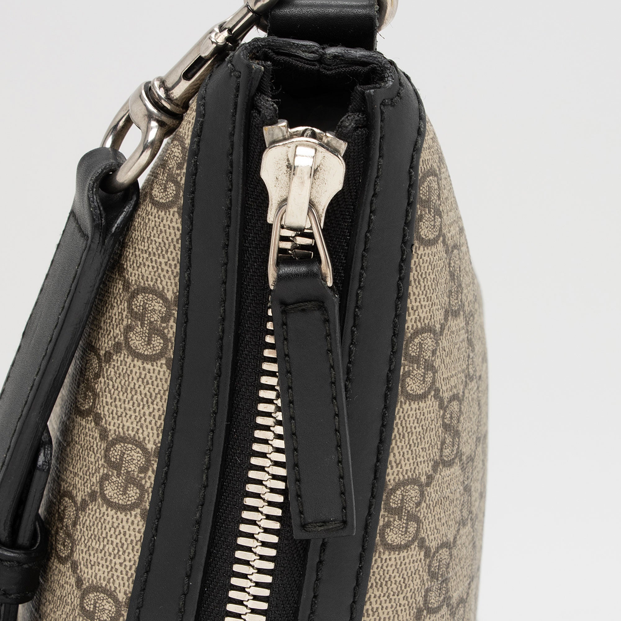 Gucci GG Supreme Web Flat Square Messenger (SHF-GbtPJA)
