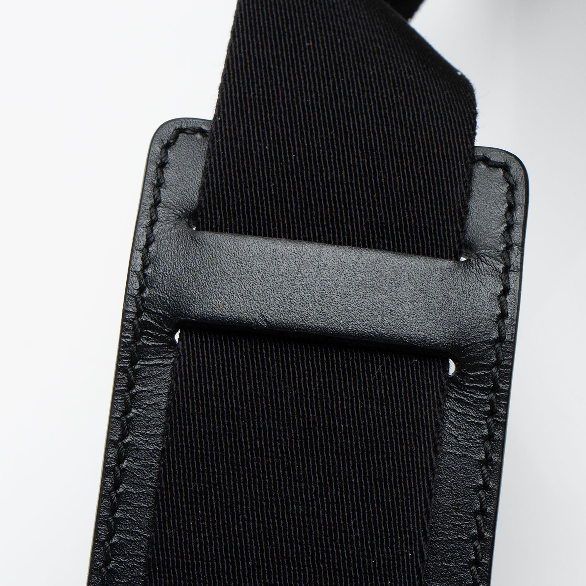 Gucci GG Supreme Web Flap Messenger