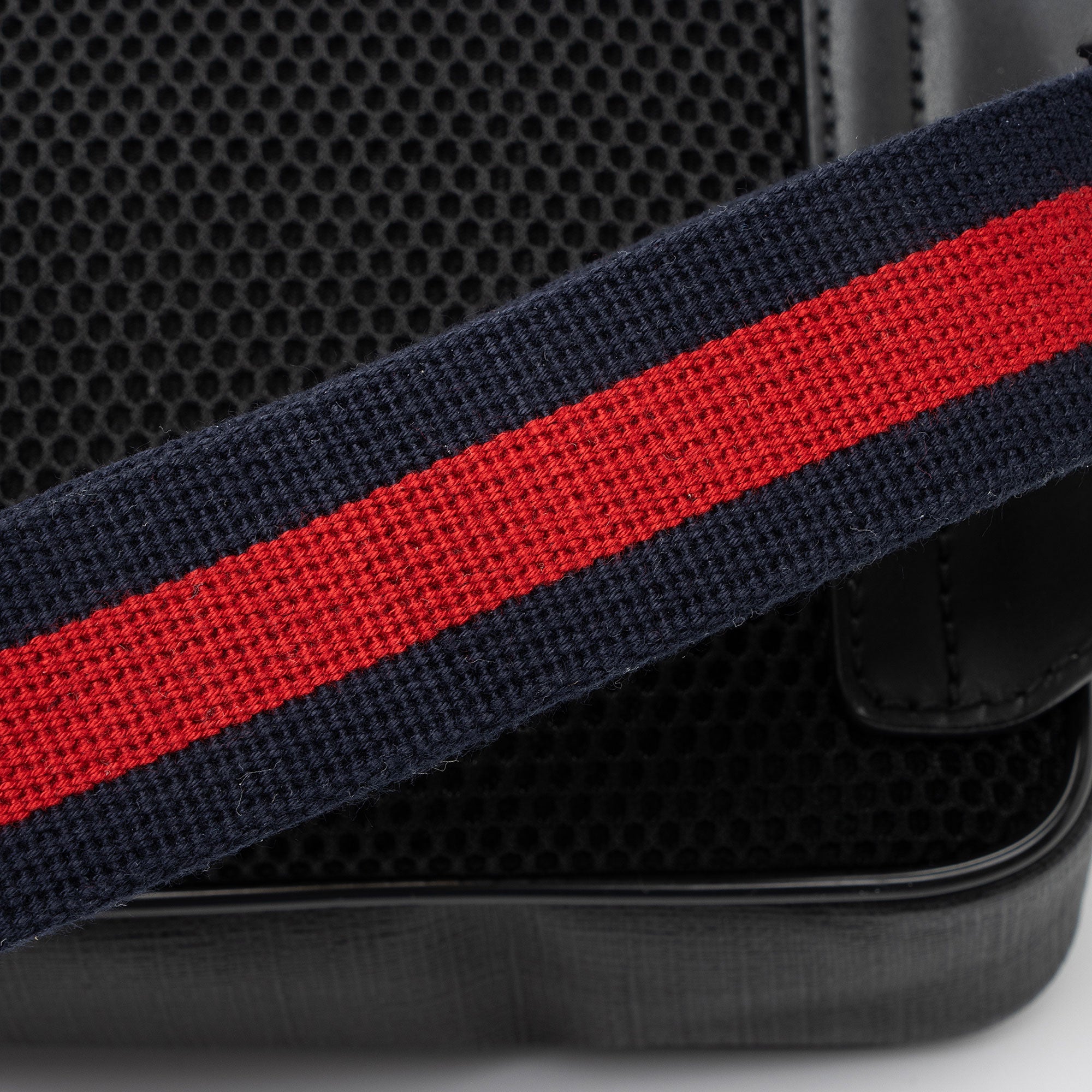 Gucci GG Supreme Web Zip Belt Bag