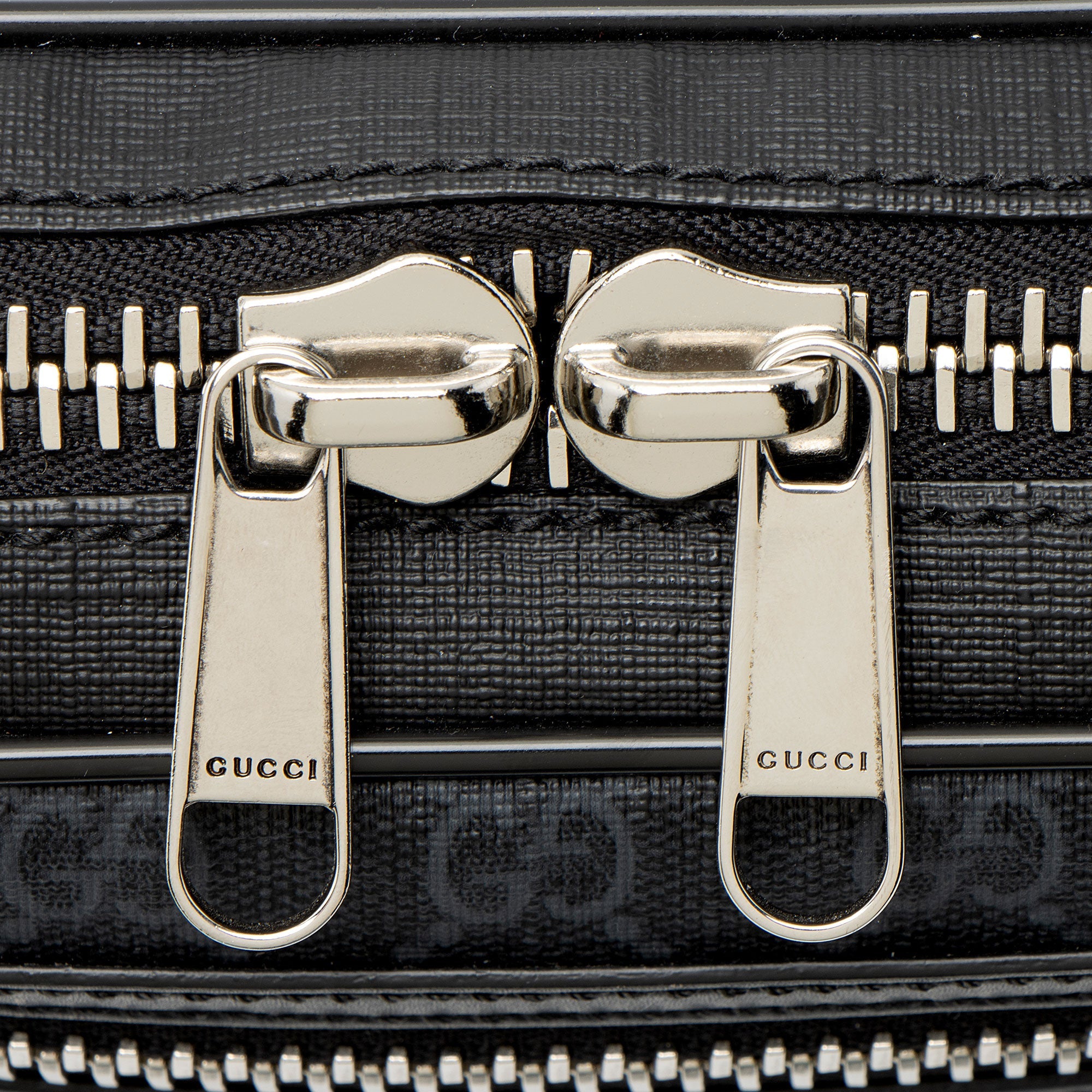 Gucci GG Supreme Web Zip Belt Bag