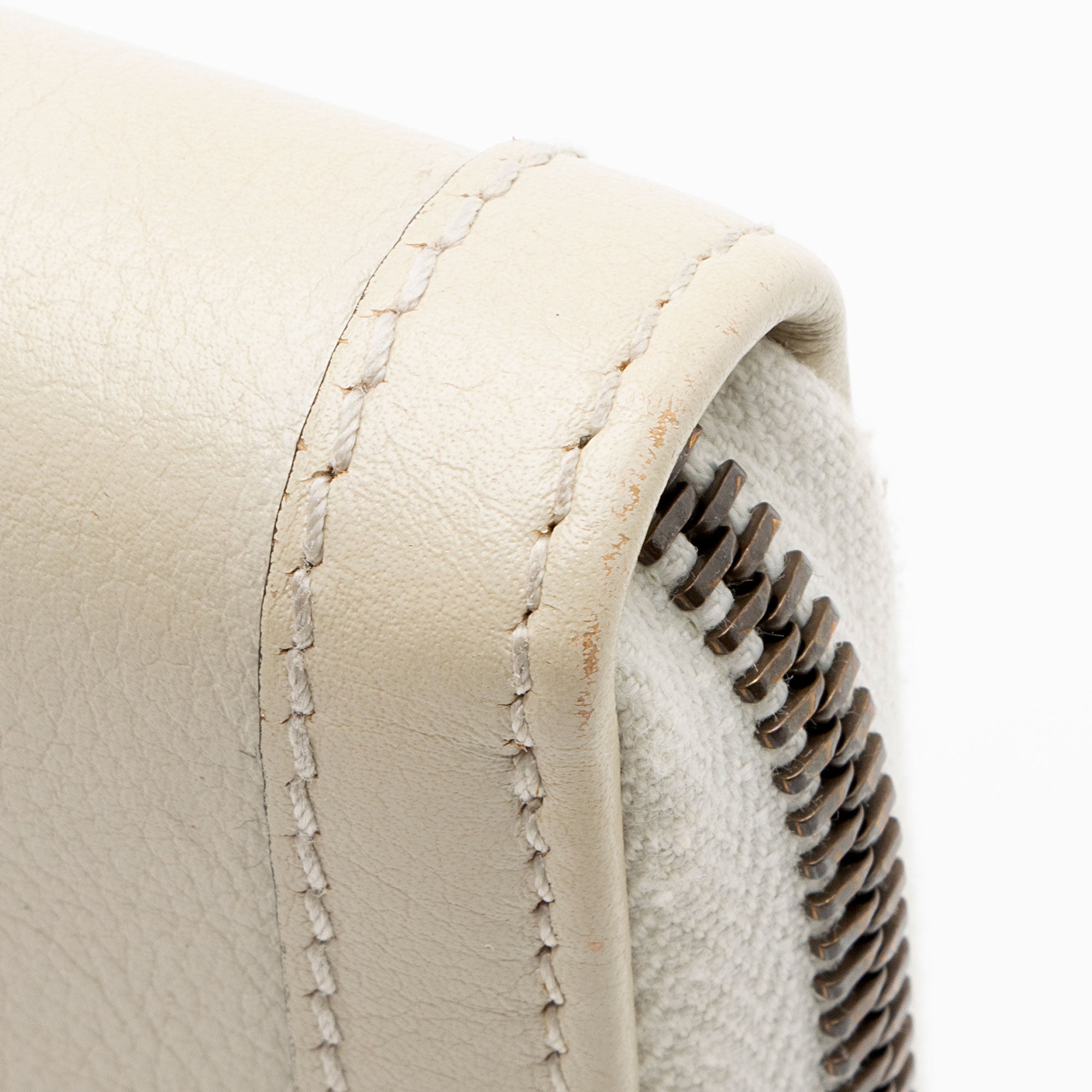Gucci Grained Calfskin Bamboo Diana Zip Around Wallet