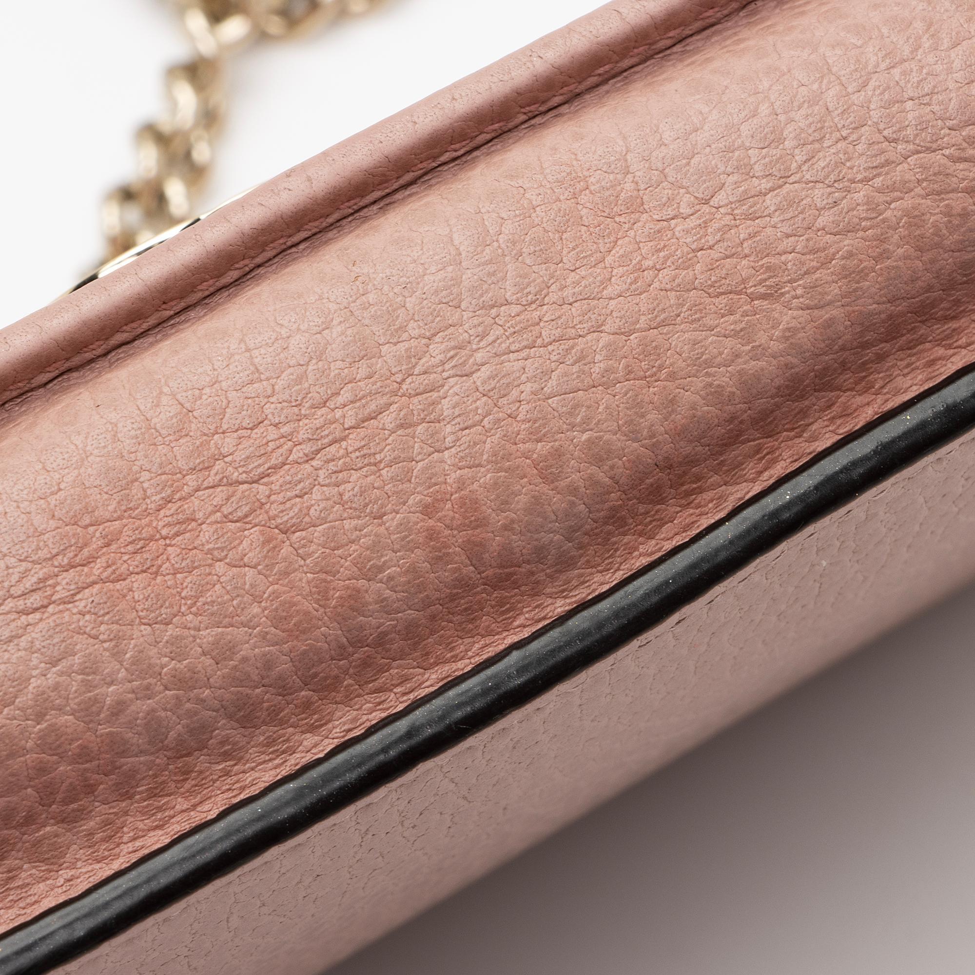 Gucci Grained Calfskin Interlocking G Chain Wallet (SHF-wuQC6s)